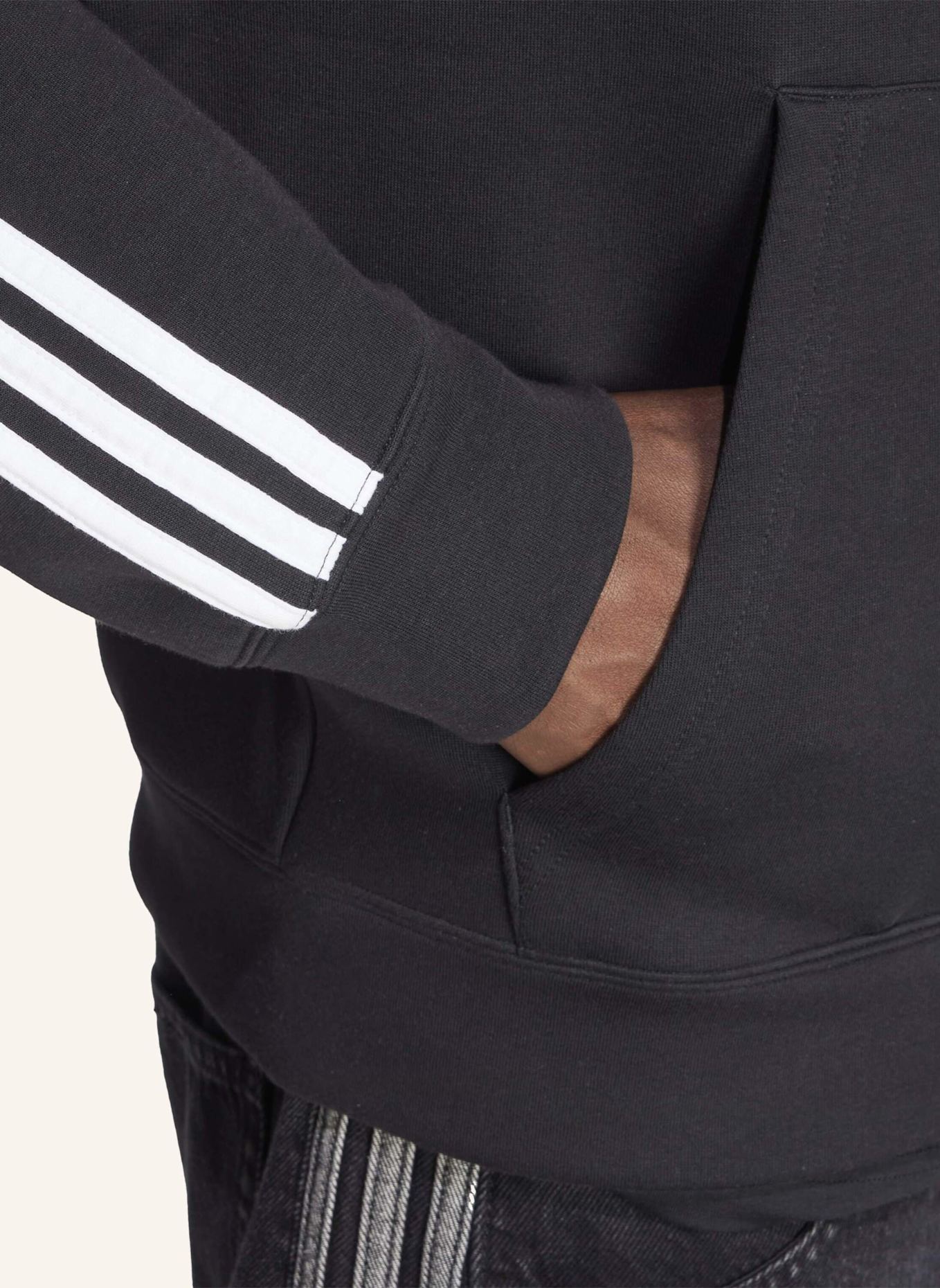 adidas Originals ADIDAS ADICOLOR SPACER KAPUZENJACKE, OVERSIZED: SCHWARZ