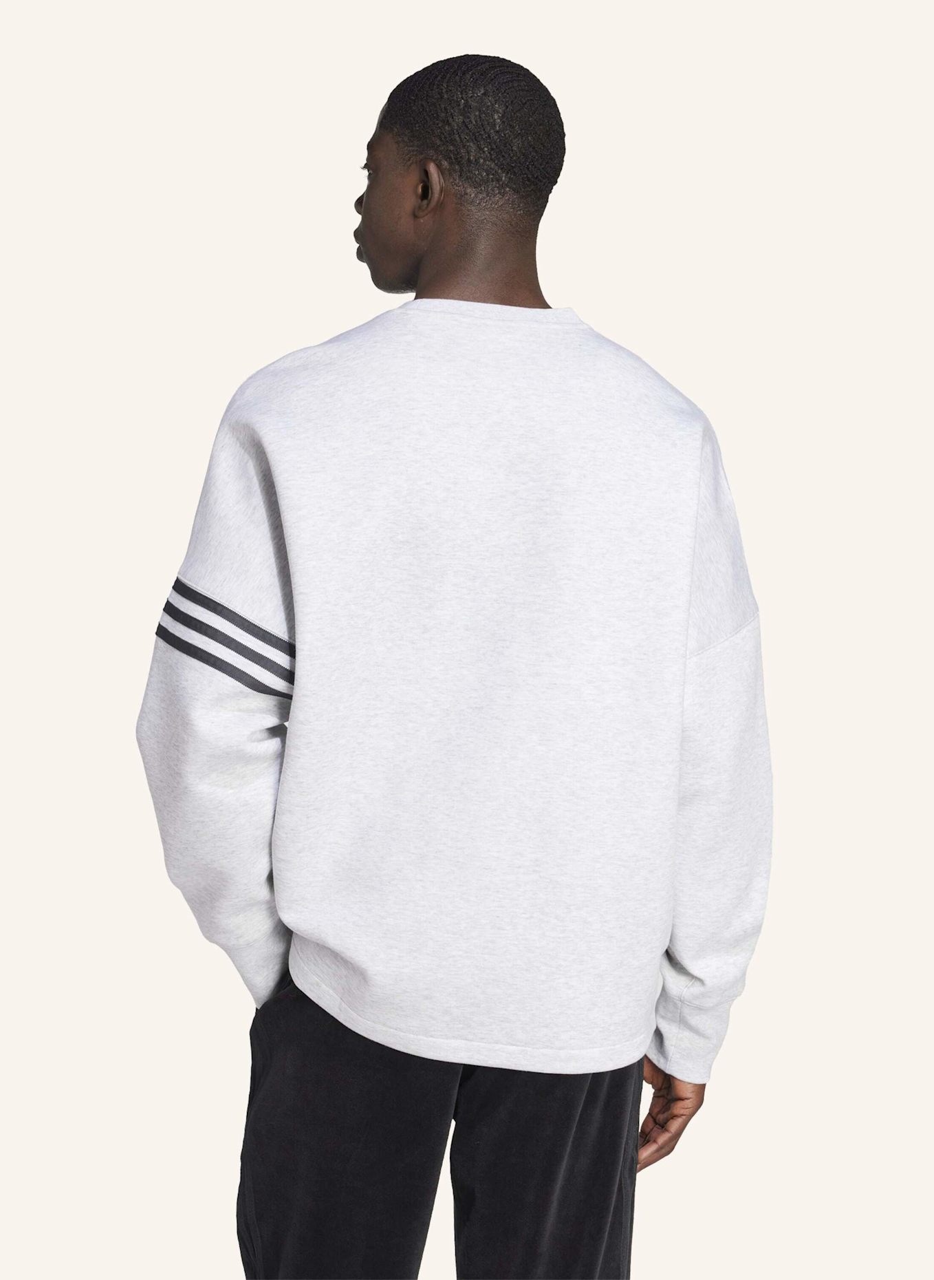 adidas Originals NEUCLASSICS LANGÄRMELIGES OVERSIZE SWEATSHIRT: GRAU