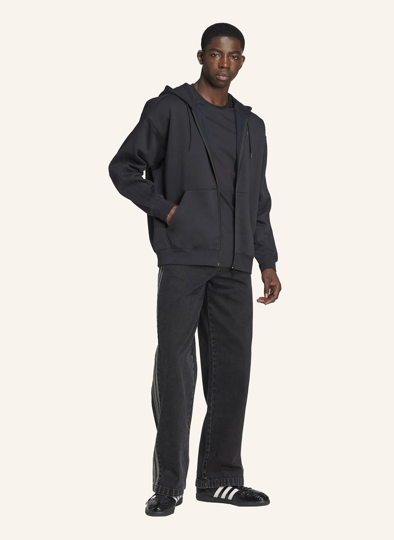 adidas Originals ADIDAS ADICOLOR KAPUZENJACKE, OVERSIZE: SCHWARZ