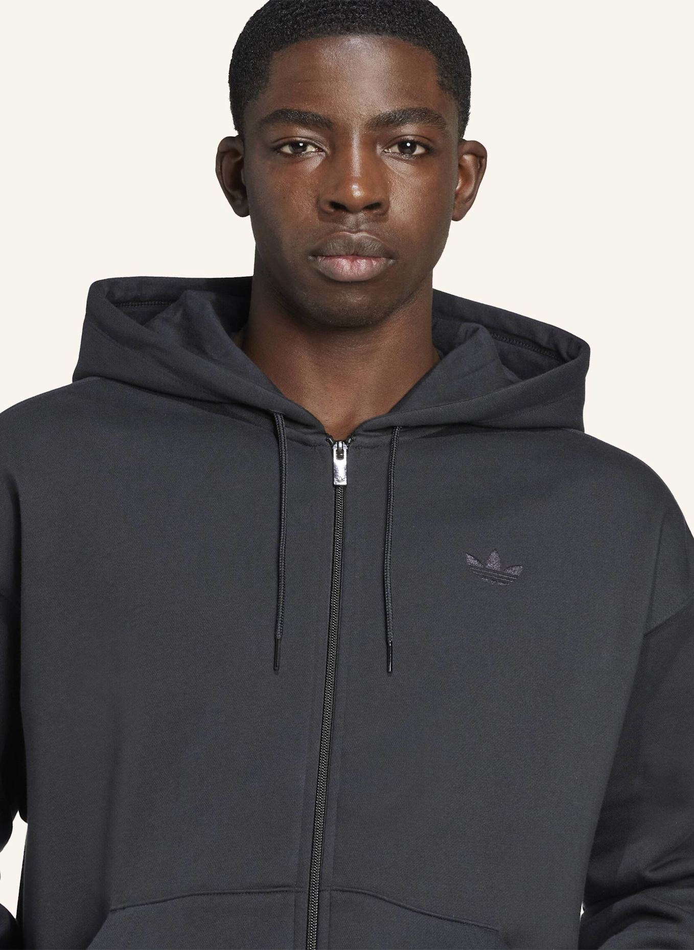 adidas Originals ADIDAS ADICOLOR KAPUZENJACKE, OVERSIZE: SCHWARZ