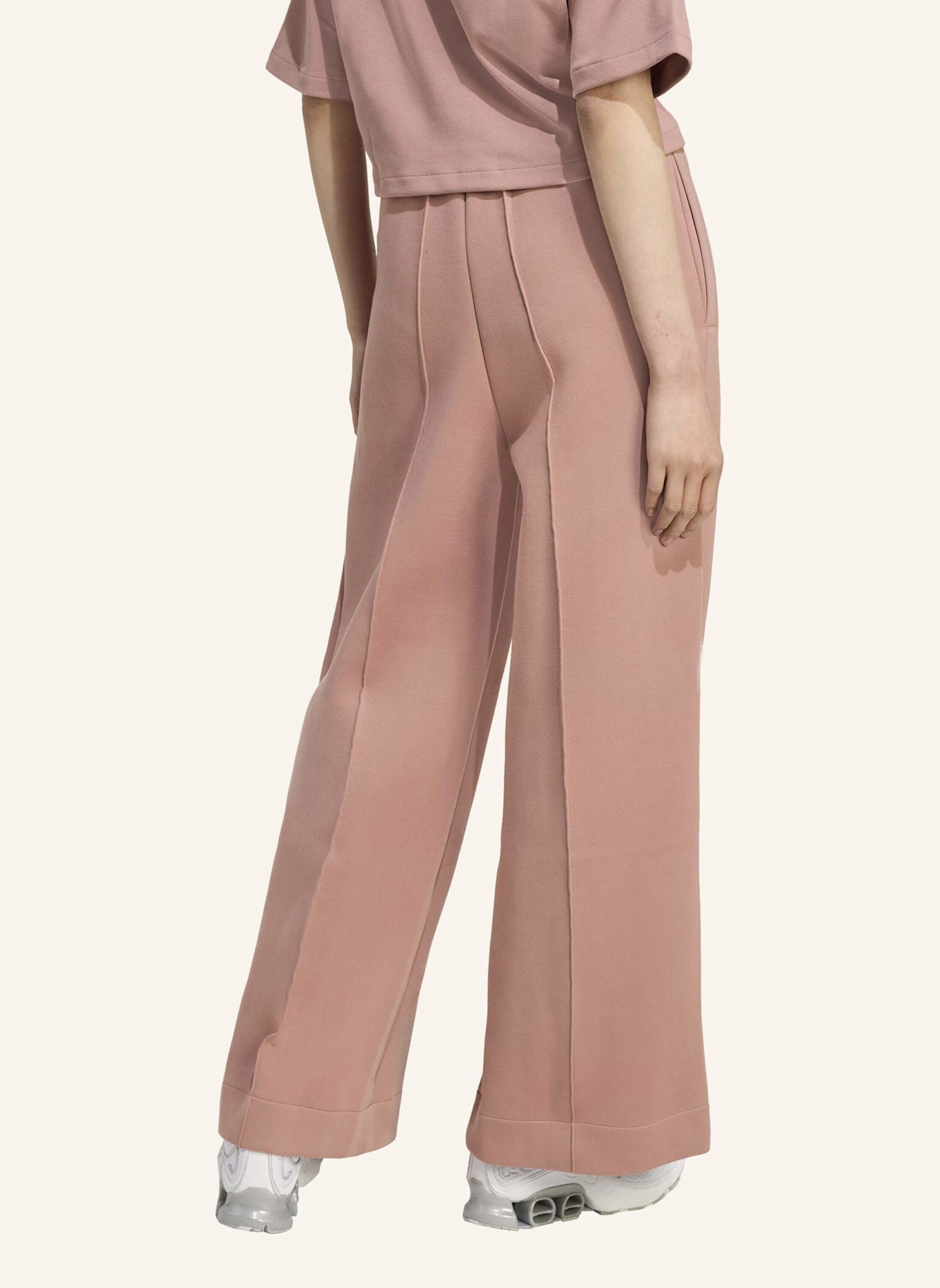 adidas Originals OFF PLACED 3-STREIFEN WEITE HOSE: CAMEL