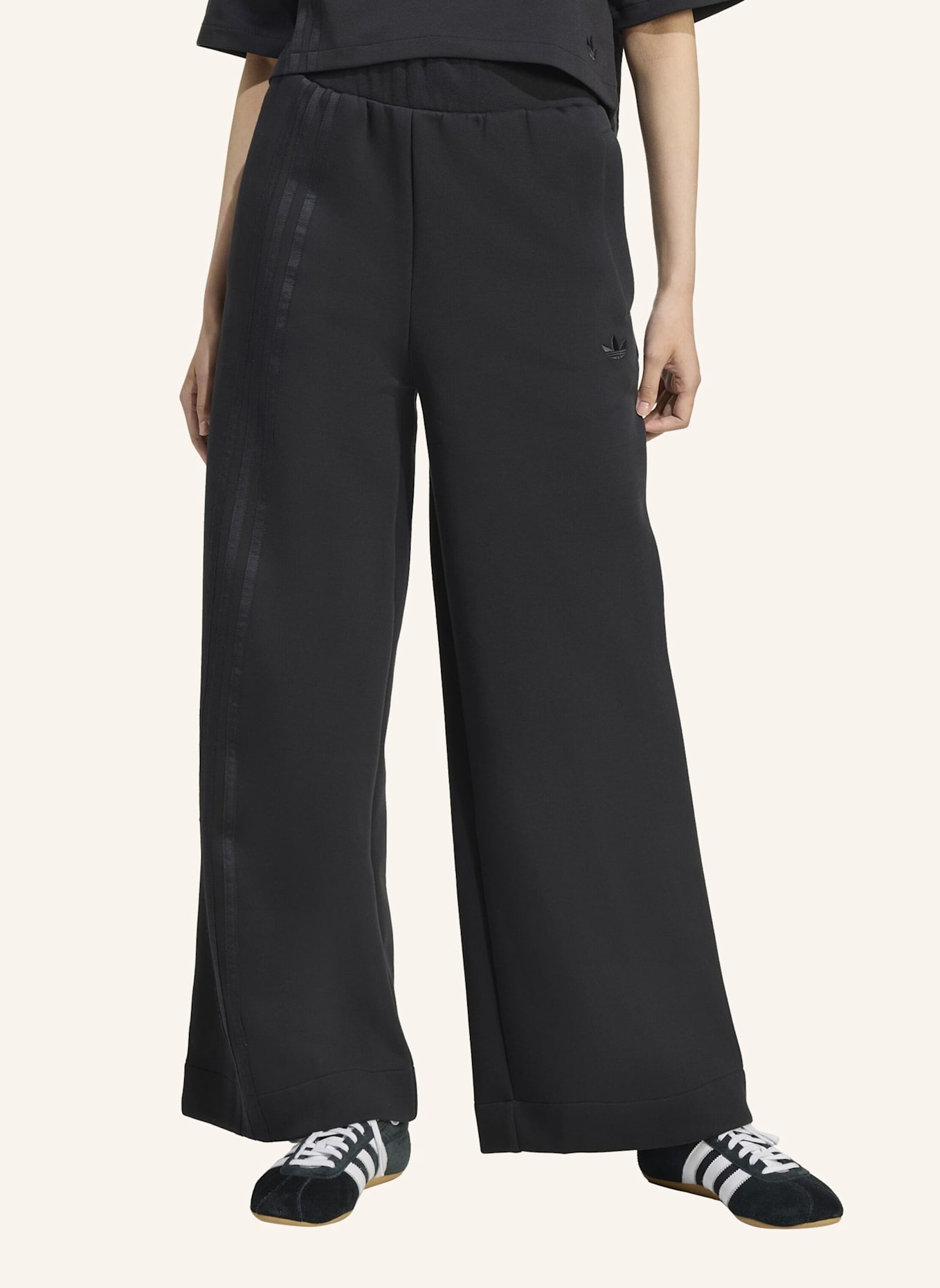 adidas Originals OFF PLACED 3-STREIFEN WEITE HOSE: SCHWARZ