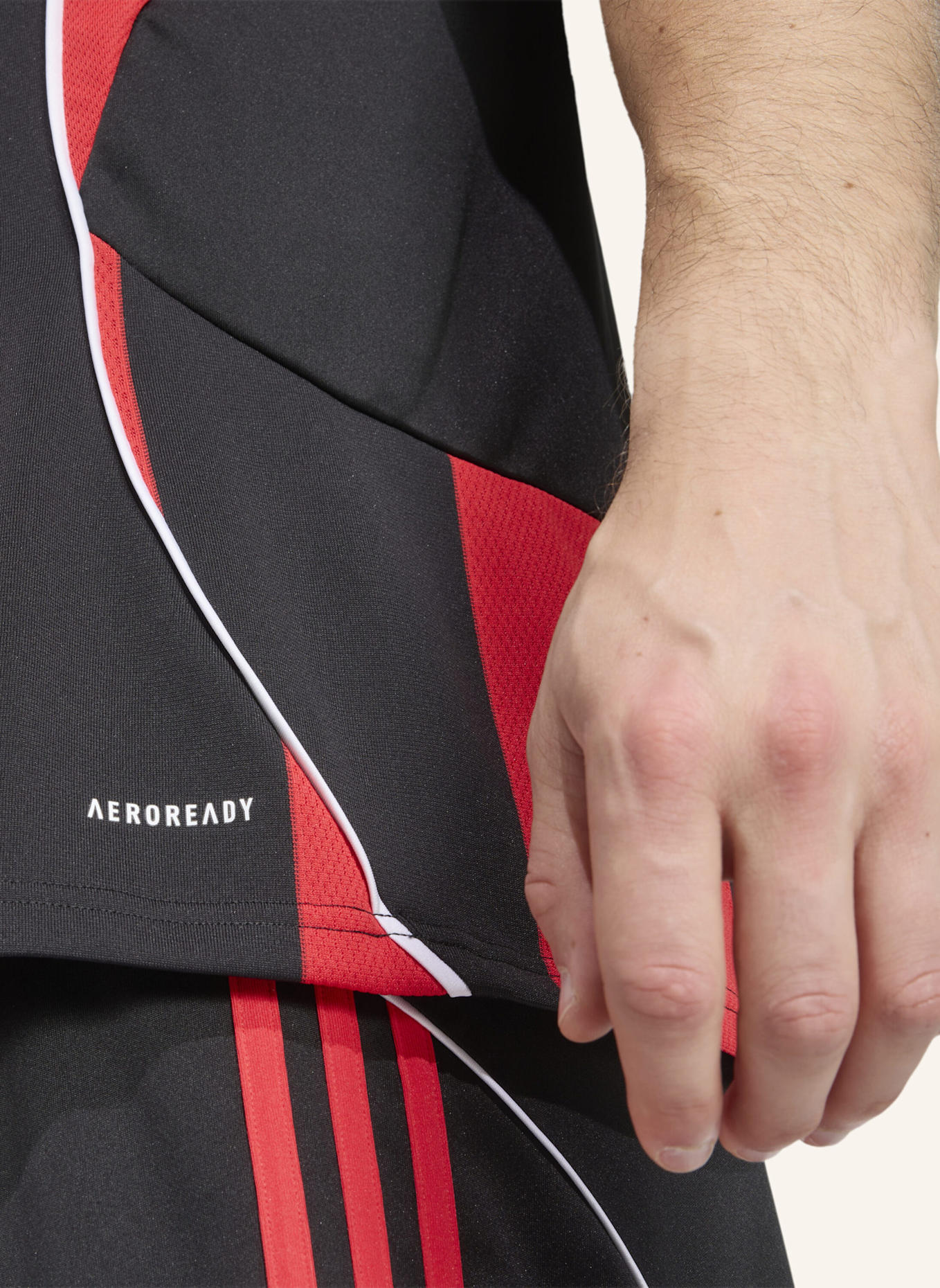 adidas EINTRACHT FRANKFURT 25/26 HEIMTRIKOT: SCHWARZ