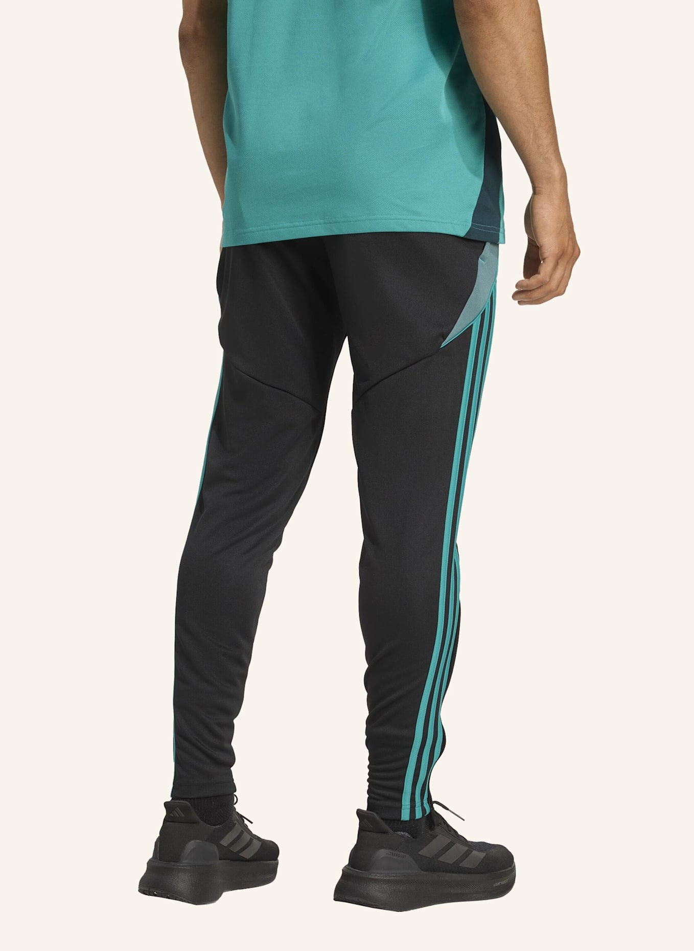 adidas ALL BLACKS TRAININGSHOSE: SCHWARZ/ TÜRKIS