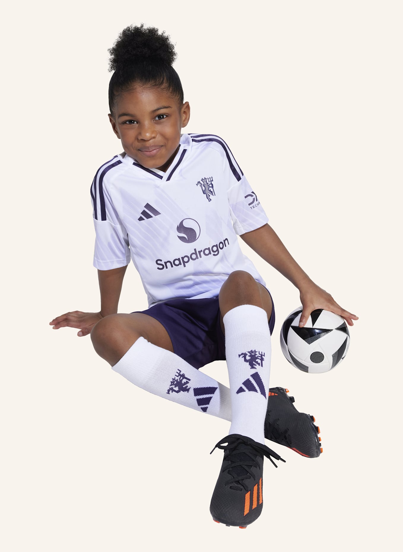adidas MANCHESTER UNITED 25/26 KIDS MINI-AUSRÜSTUNG: WEISS
