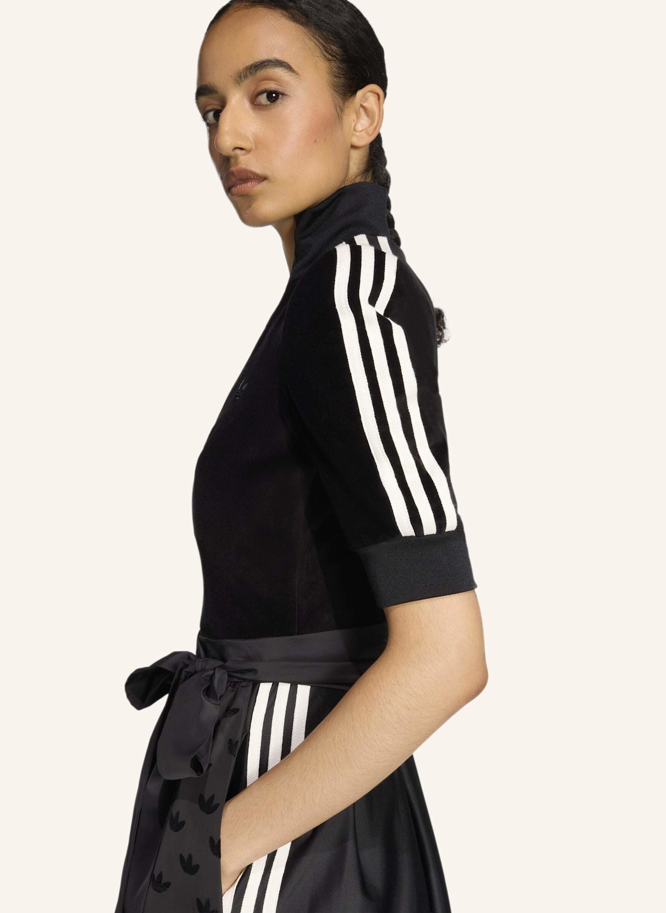 adidas Originals ADIDAS ORIGINALS DIRNDL KLEID: SCHWARZ