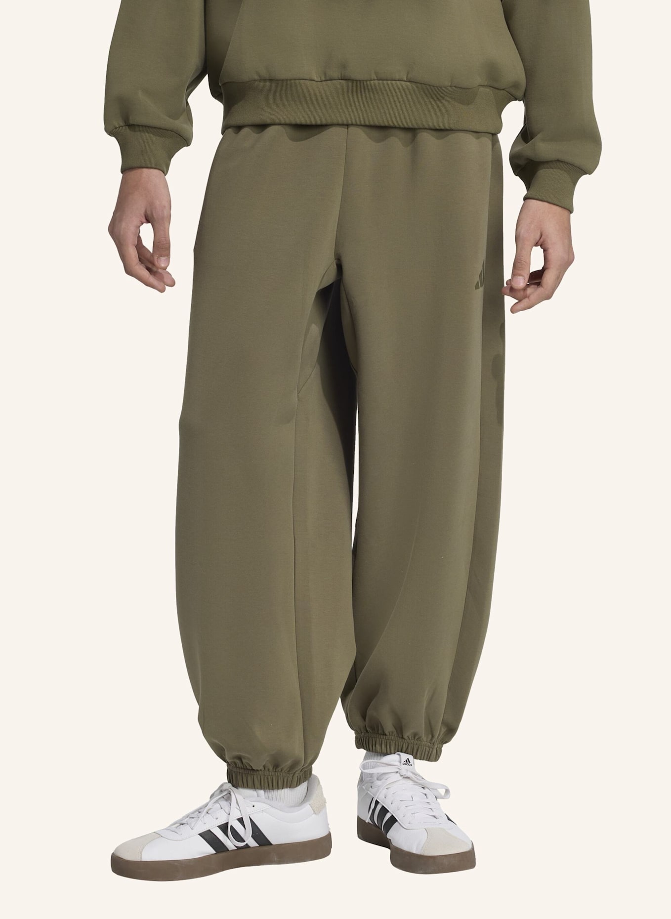 adidas Sweatpants SOFT LUX: GRÜN