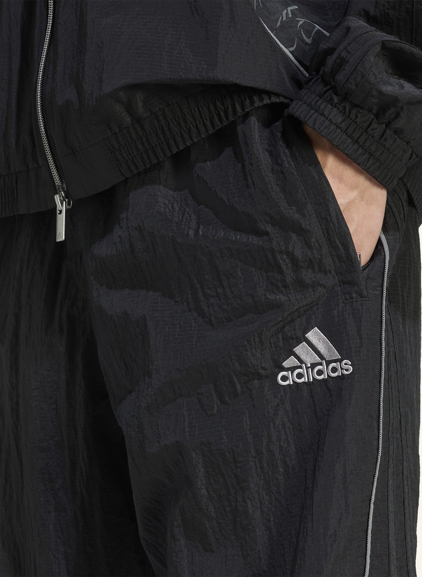 adidas Originals ADILENIUM SEASON 4 TEAMGEIST TRAININGSHOSE: SCHWARZ