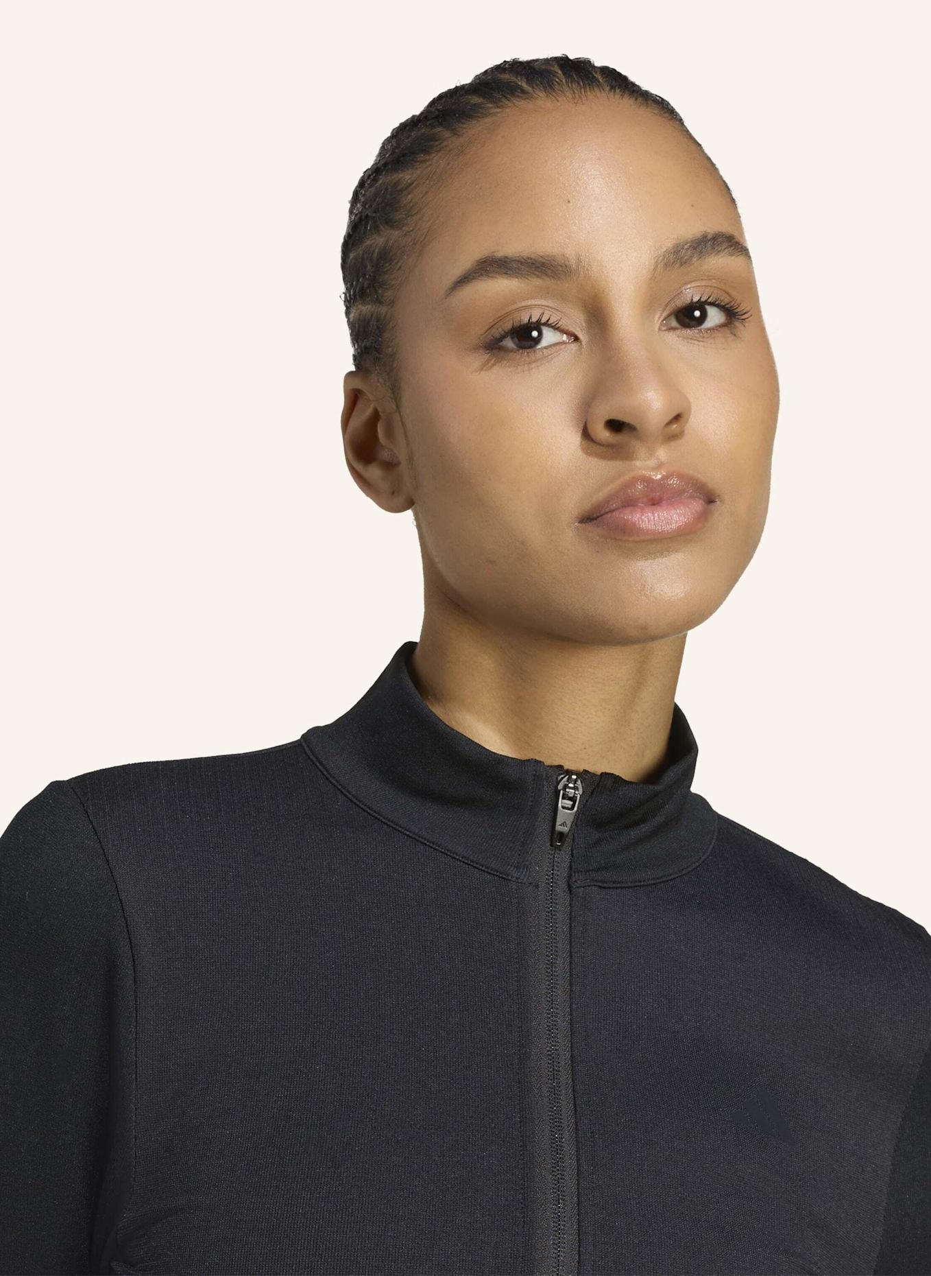 adidas WORKOUT ESSENTIALS STRICKJACKE MIT DURCHGEHENDEM REISSVERSCHLUSS: SCHWARZ