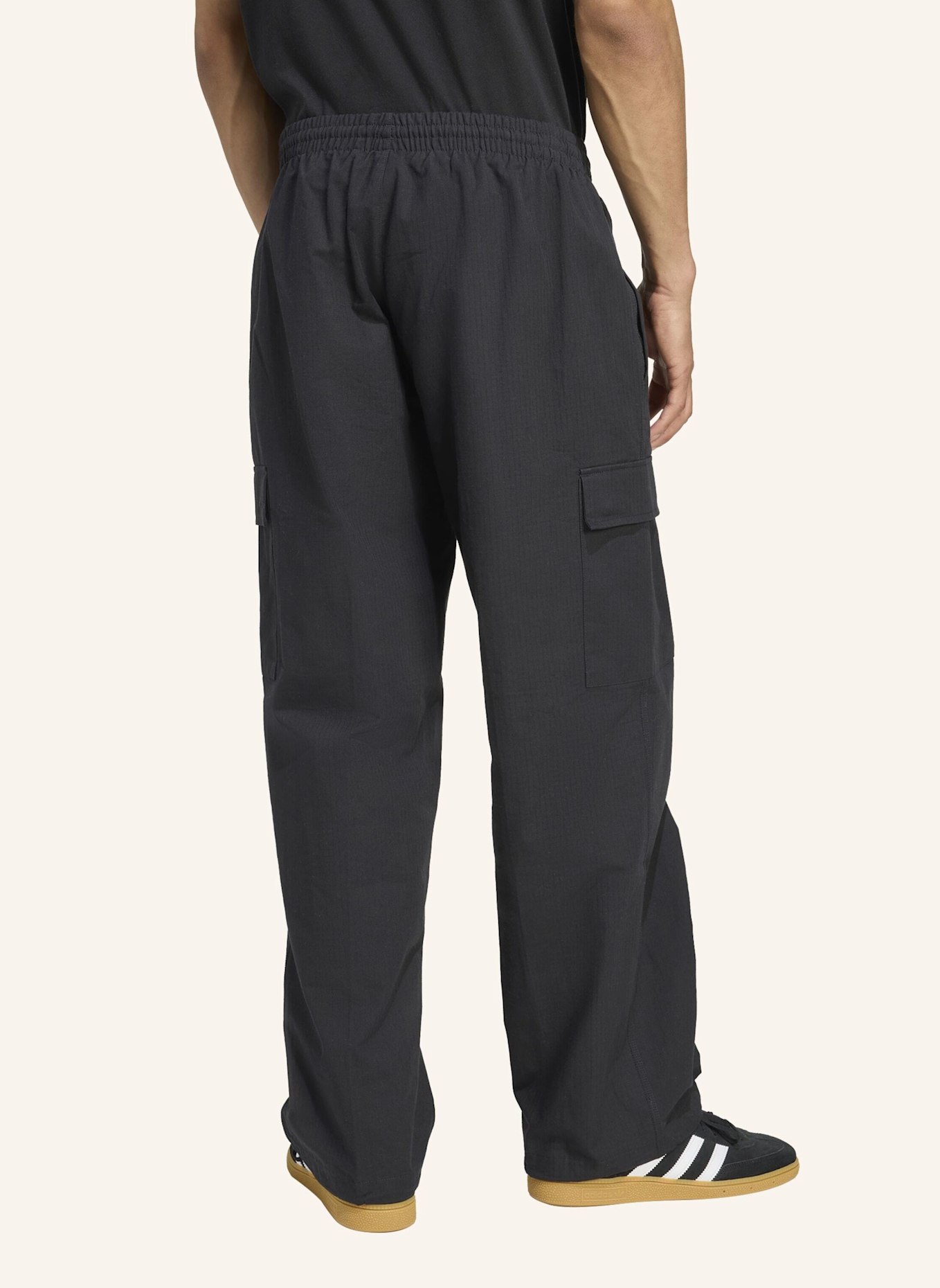 adidas Originals TREFOIL ESSENTIALS WOVEN: SCHWARZ/ WEISS