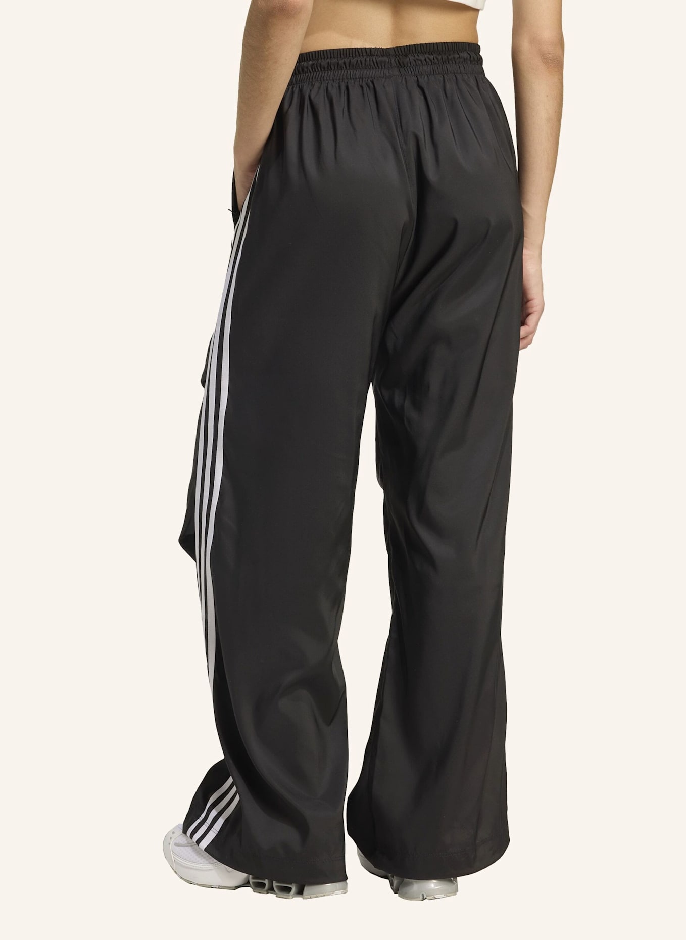 adidas Originals ADILENIUM SEASON 4 TEAMGEIST RUFFLE TRAININGSHOSE: SCHWARZ