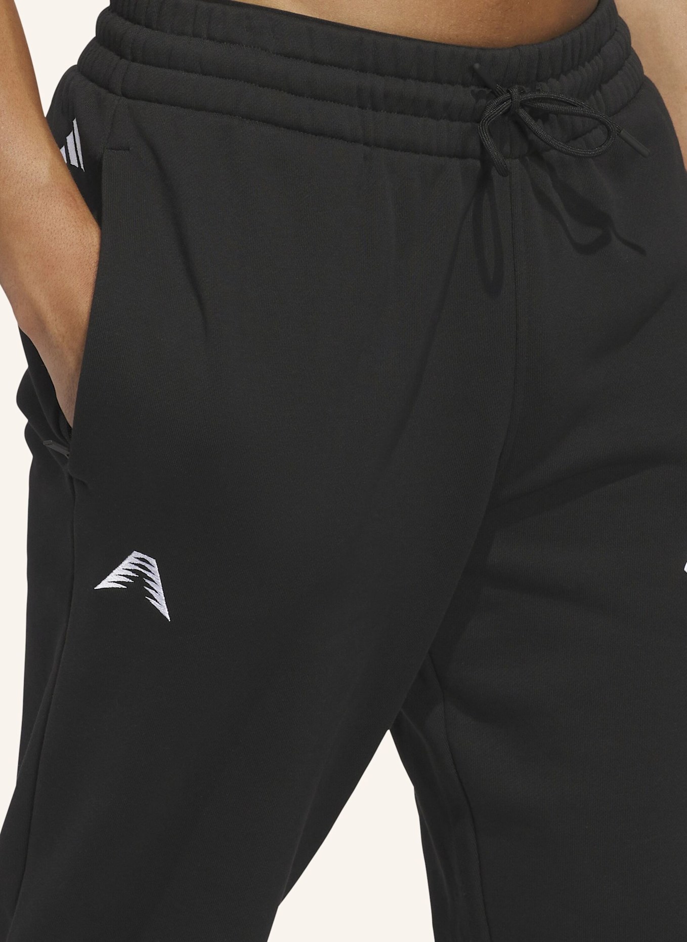 adidas Originals ANTHONY EDWARDS FOUNDATION FLEECE HOSE: SCHWARZ