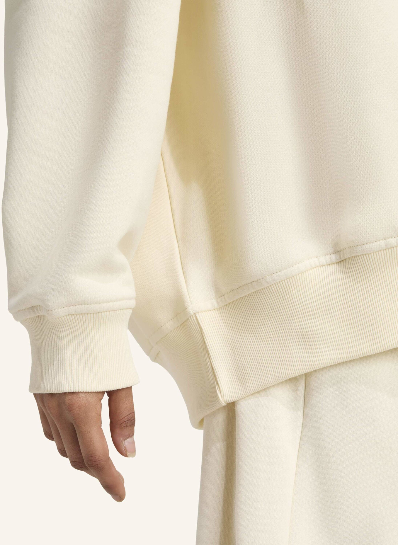 adidas Originals ESSENTIALS LINEAR OVERSIZED HOODIE: WEISS