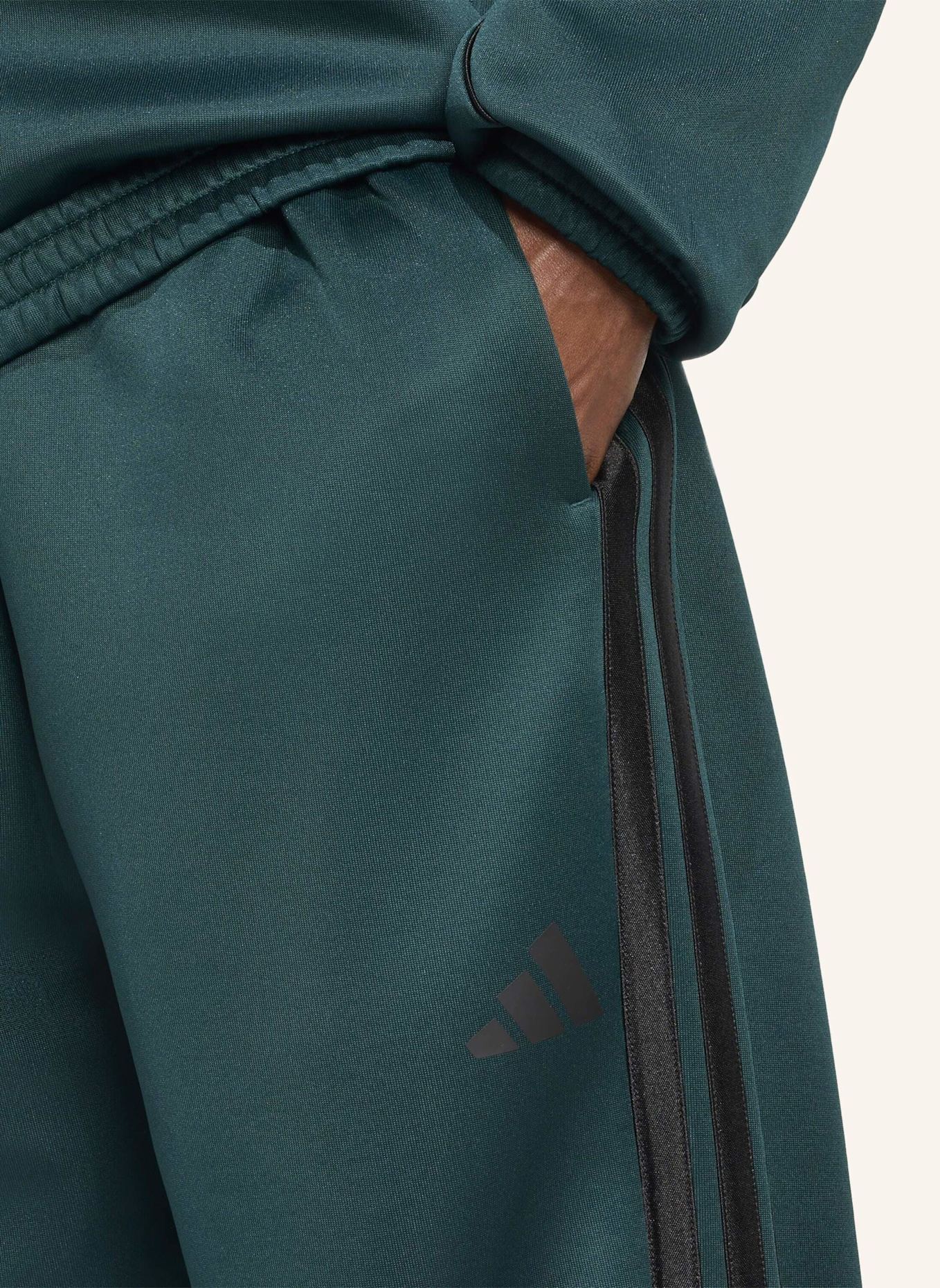 adidas STADIUM TRAININGSHOSE: SCHWARZ