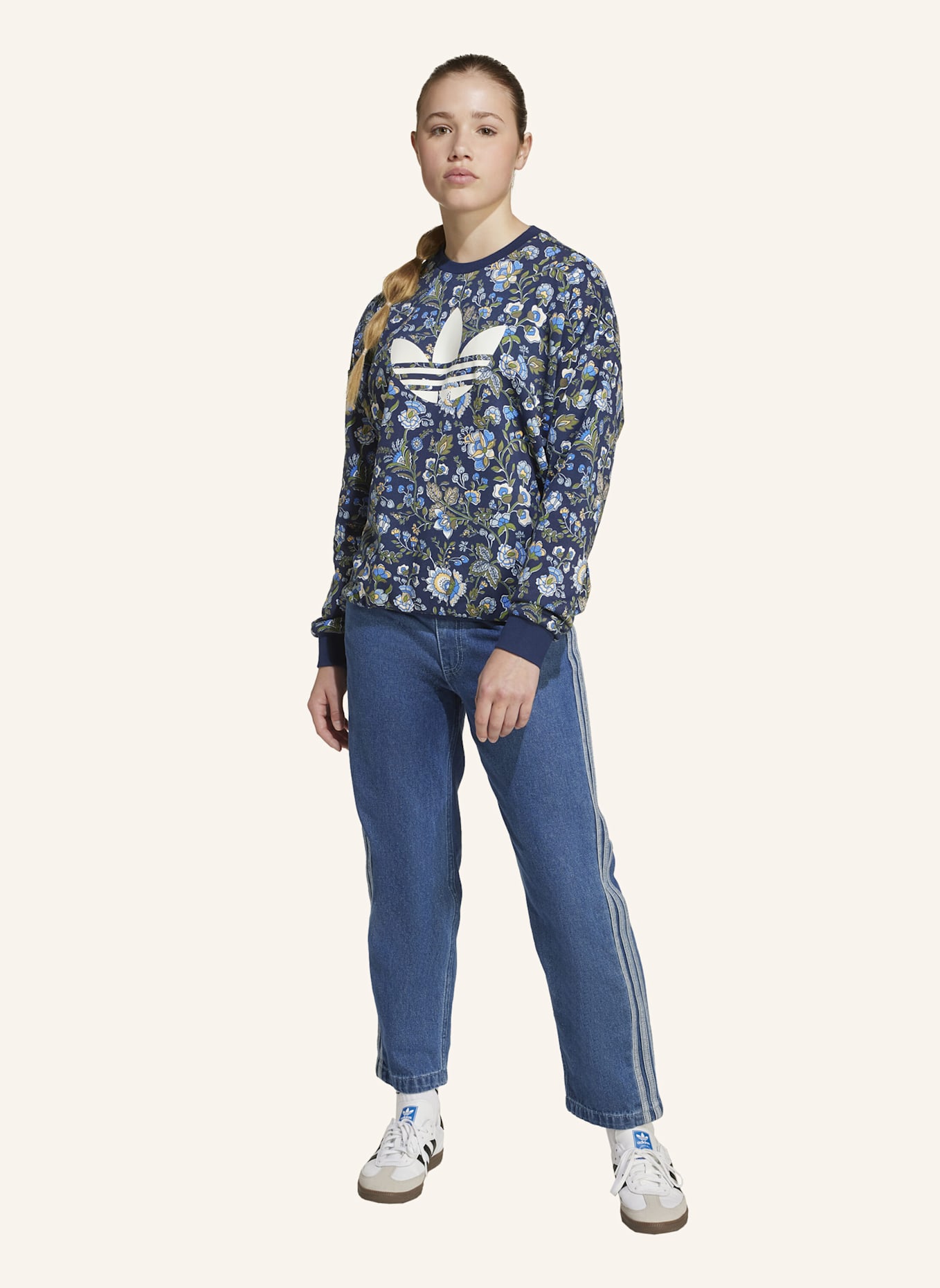 adidas Originals ADIDAS ORIGINALS X LIBERTY LONDON KIDS SWEATSHIRT: BLAU