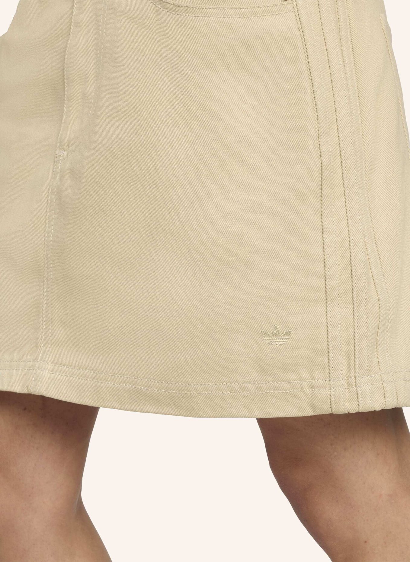 adidas Originals FIREBIRD UTILITY MINIROCK: BEIGE