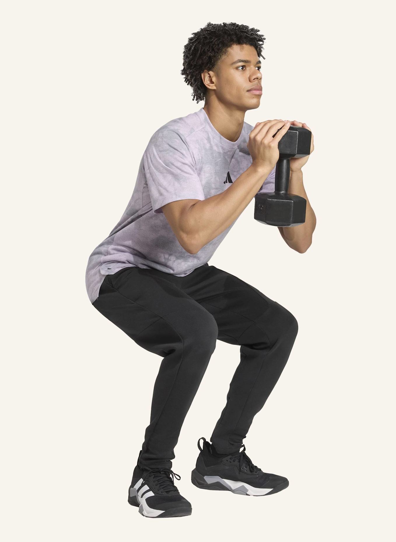 adidas PRIMELIFT GRAPHIC T-SHIRT: GRAU