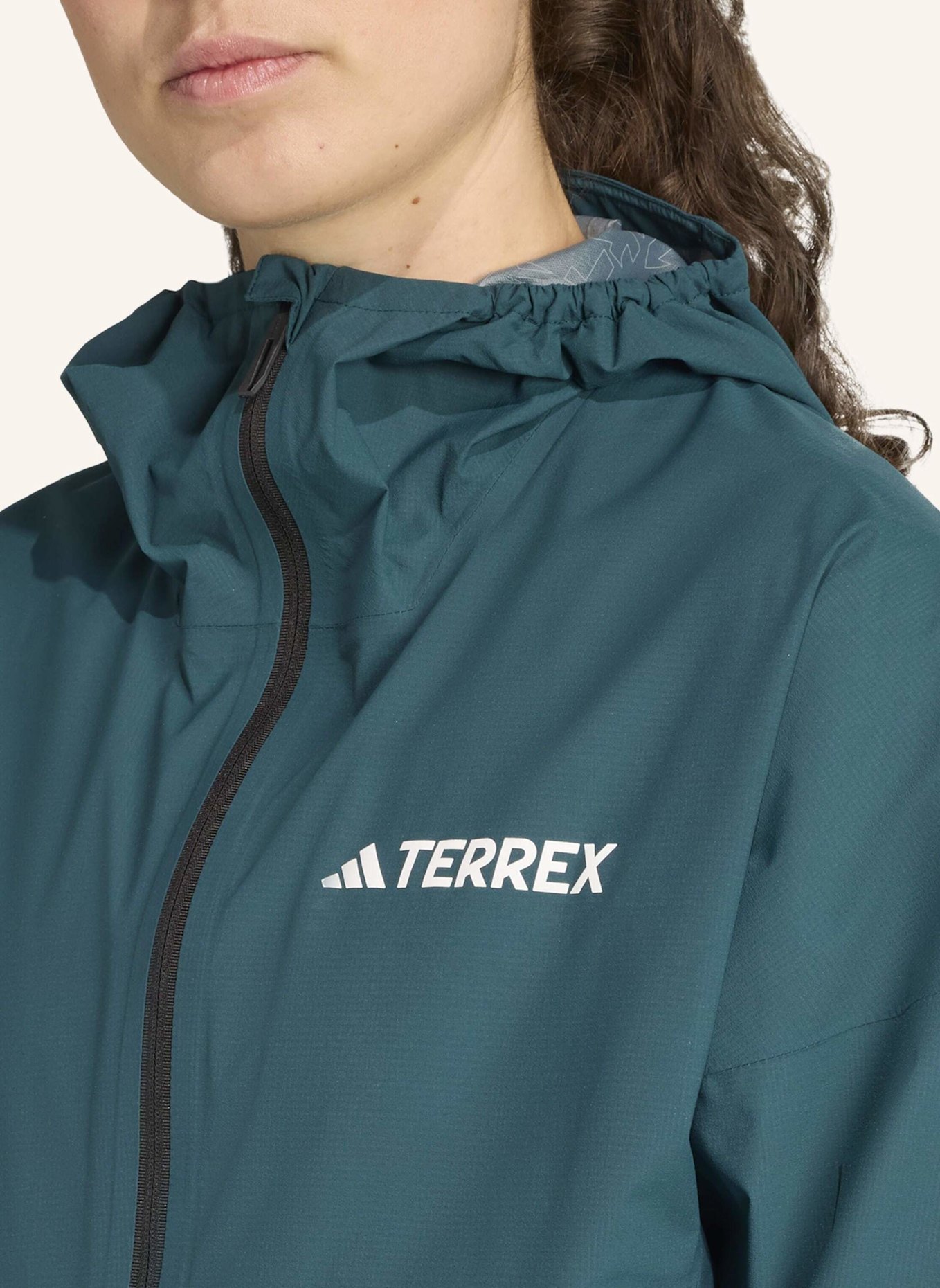 adidas TERREX TERREX XPERIOR 2.5 LAYER LIGHT CLIMAPROOF JACKE: LILA