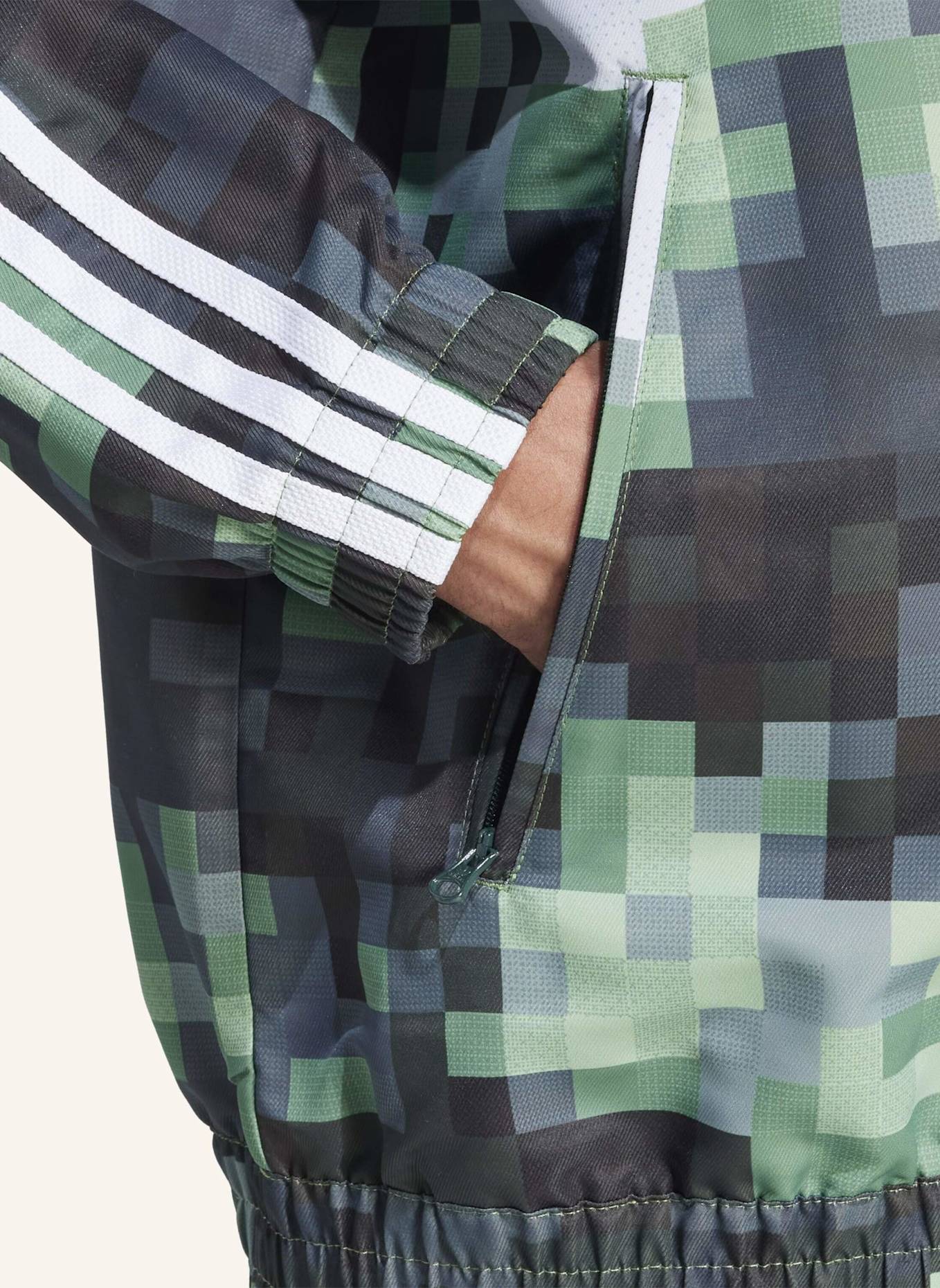 adidas Originals ADIDAS ORIGINALS X MINECRAFT ORIGINALS JACKE: BLAU/ GRÜN
