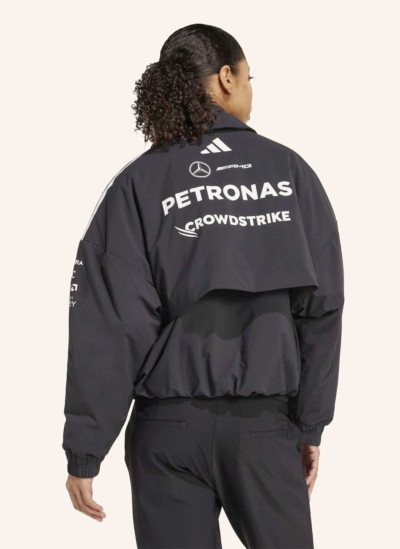 adidas MERCEDES - AMG PETRONAS FORMULA ONE TEAM JACKE: SCHWARZ/ WEISS