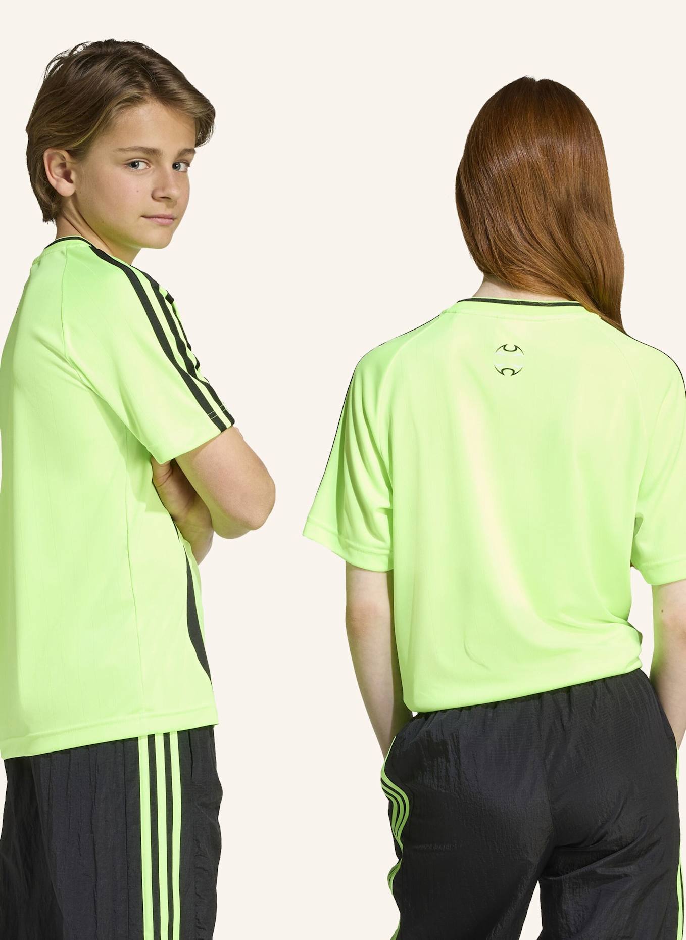 adidas Originals TEAMGEIST T-SHIRT: GRÜN/ SCHWARZ