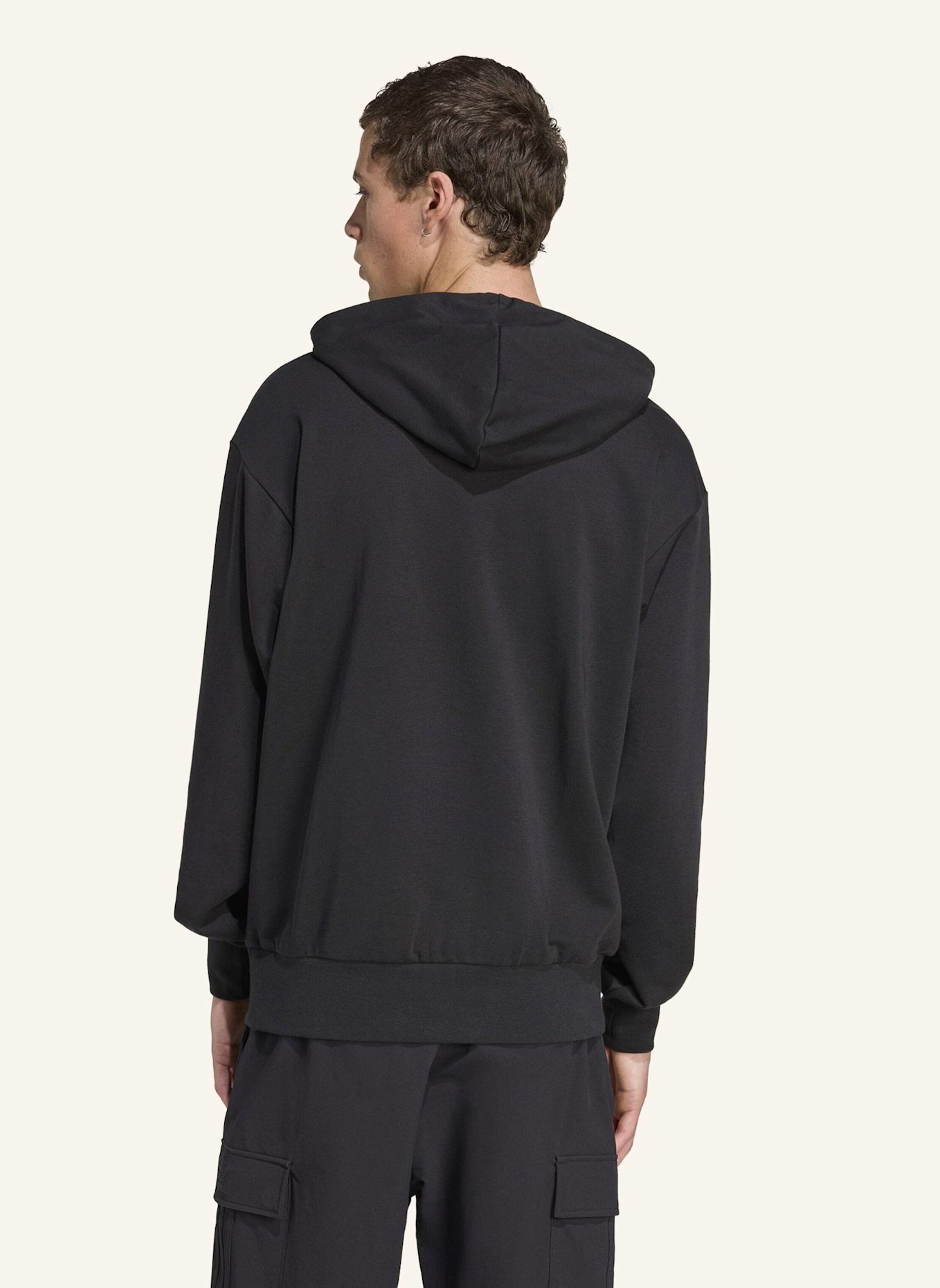 adidas MERCEDES - AMG PETRONAS FORMULA ONE TEAM GEORGE RUSSELL HOODIE: SCHWARZ