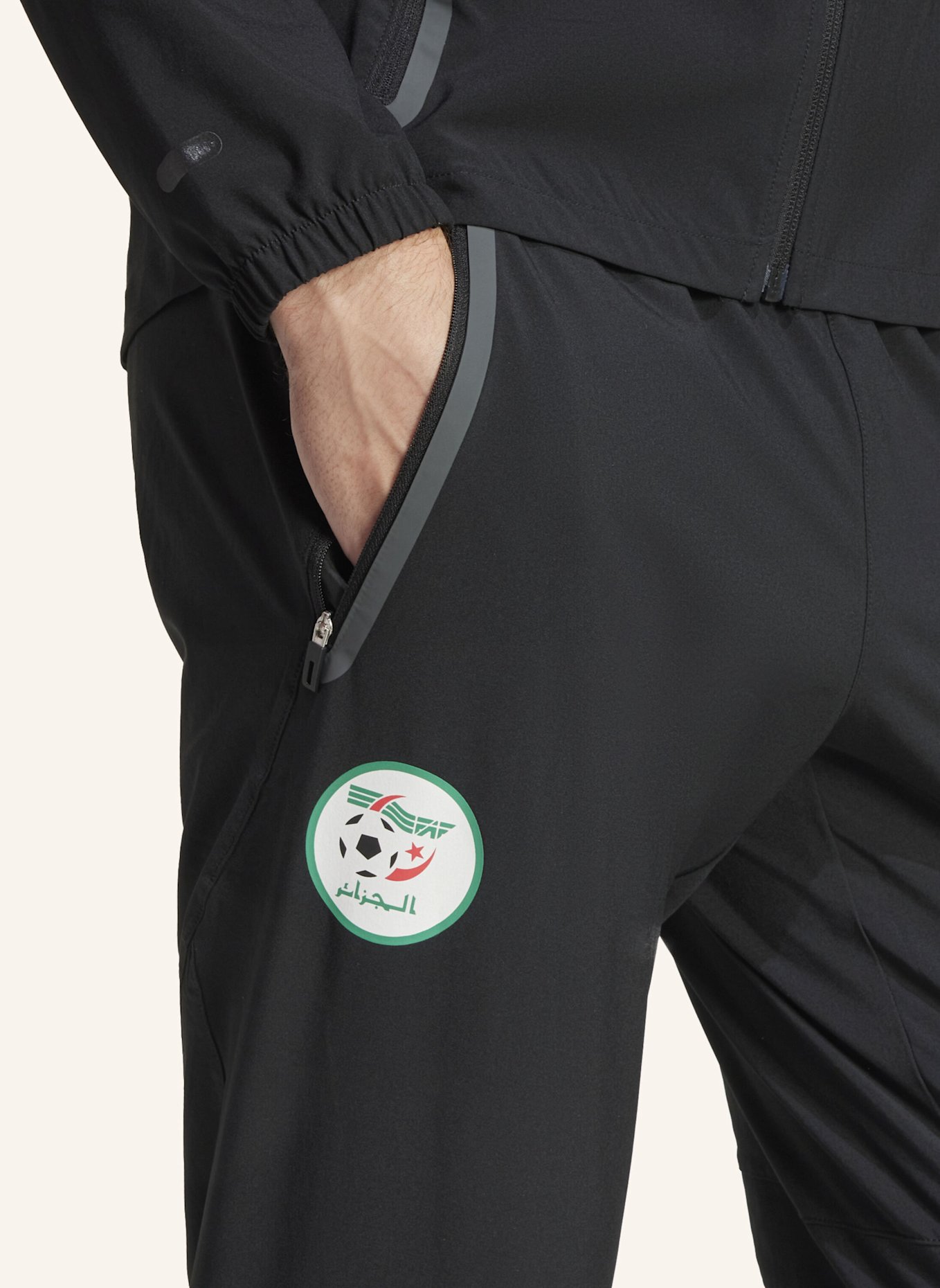 adidas ALGERIEN TIRO 25 COMPETITION VIS TECH TRAVEL HOSE: SCHWARZ