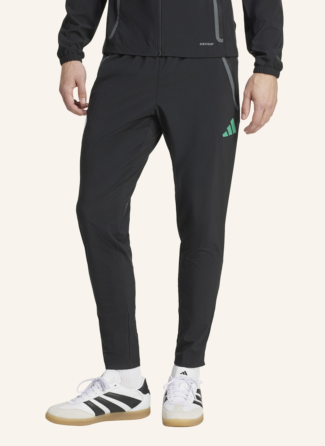 adidas ALGERIEN TIRO 25 COMPETITION VIS TECH TRAVEL HOSE: SCHWARZ