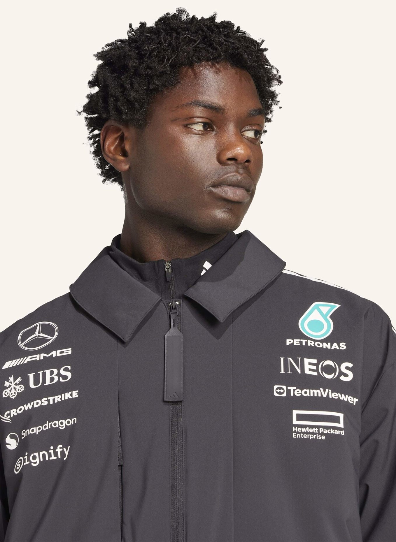 adidas MERCEDES - AMG PETRONAS FORMULA ONE TEAM JACKE: SCHWARZ/ WEISS