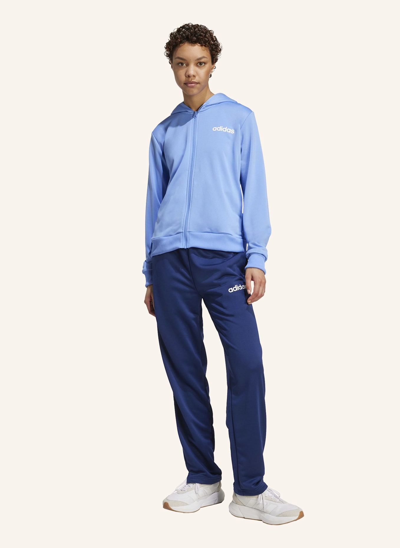 adidas ESSENTIALS LINEAR TRAININGSANZUG: BLAU