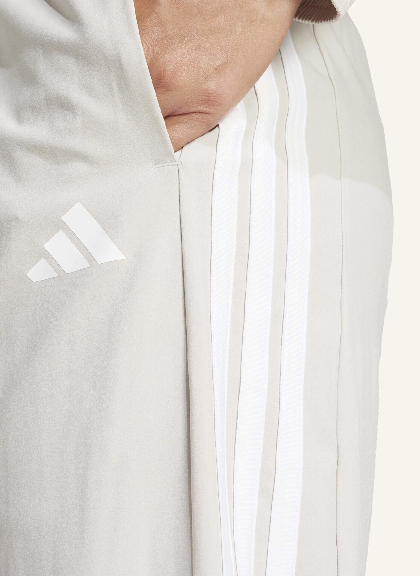 adidas Track Pants ESSENTIALS 3-STREIFEN: BEIGE/ WEISS