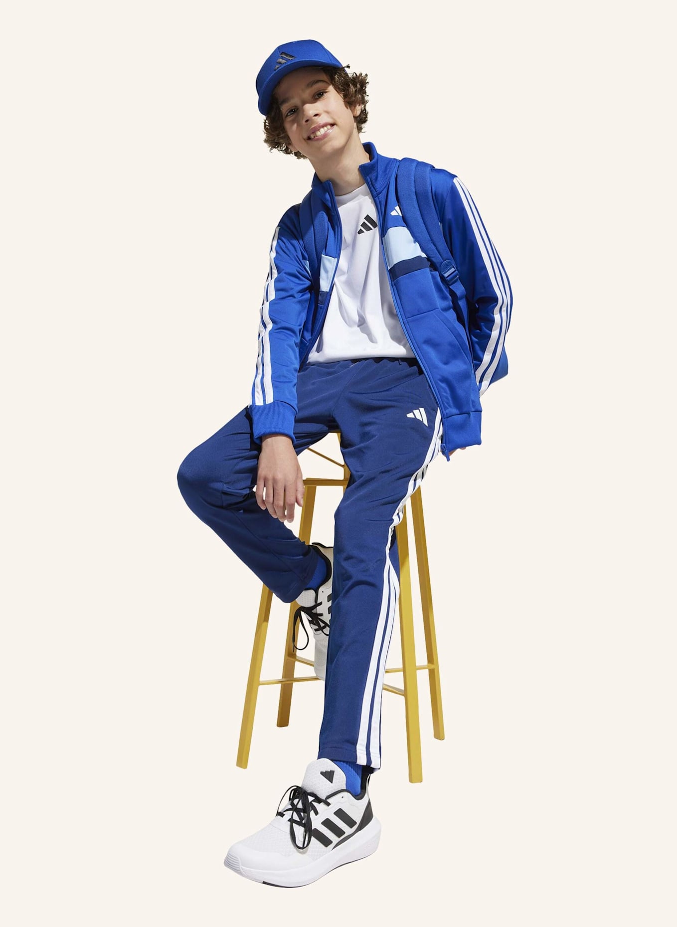 adidas SEASONAL ESSENTIALS TIBERIO 3-STREIFEN TRICOT KIDS TRAININGSANZUG: BLAU/ WEISS