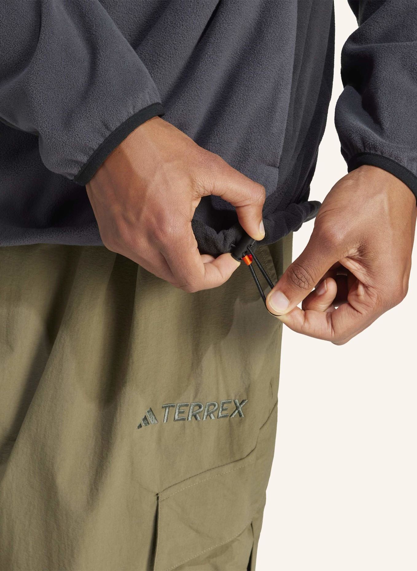 adidas TERREX Midlayer TERREX MULTI CLIMAWARM: SCHWARZ/ GRAU