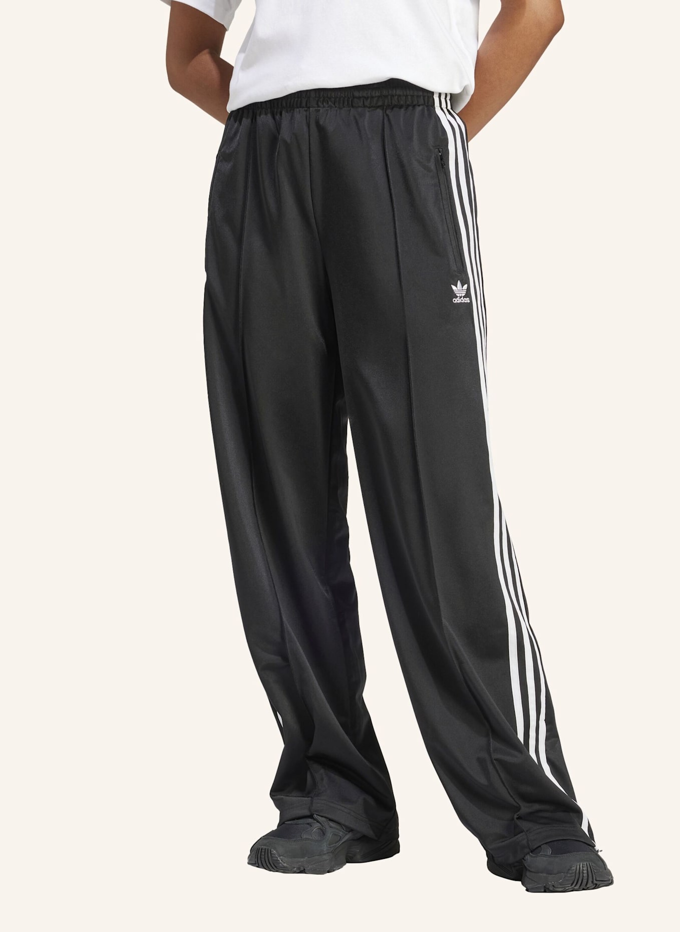 adidas Originals FIREBIRD LOOSE TRAININGSHOSE: SCHWARZ