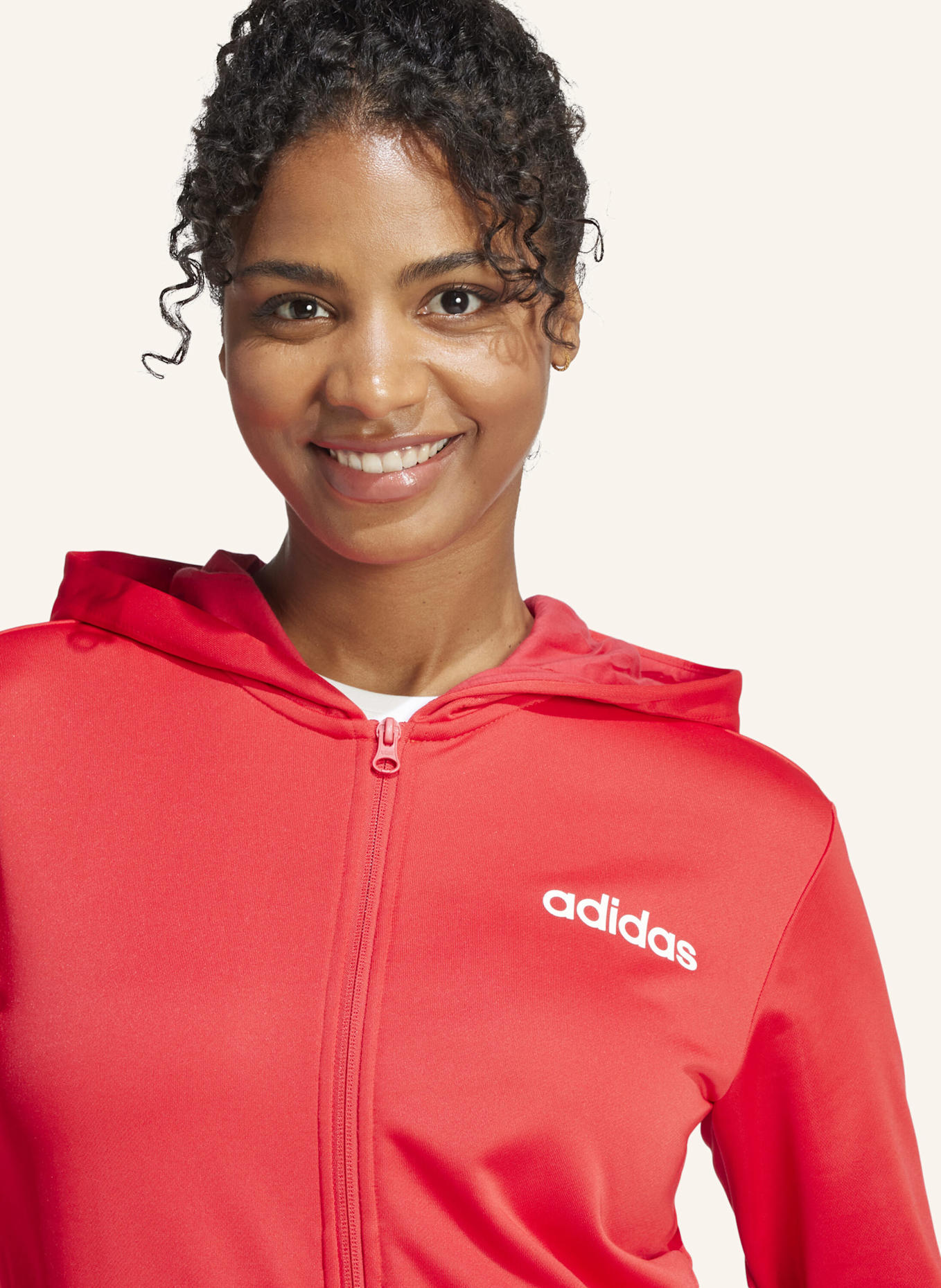 adidas ESSENTIALS LINEAR TRAININGSANZUG: ROT