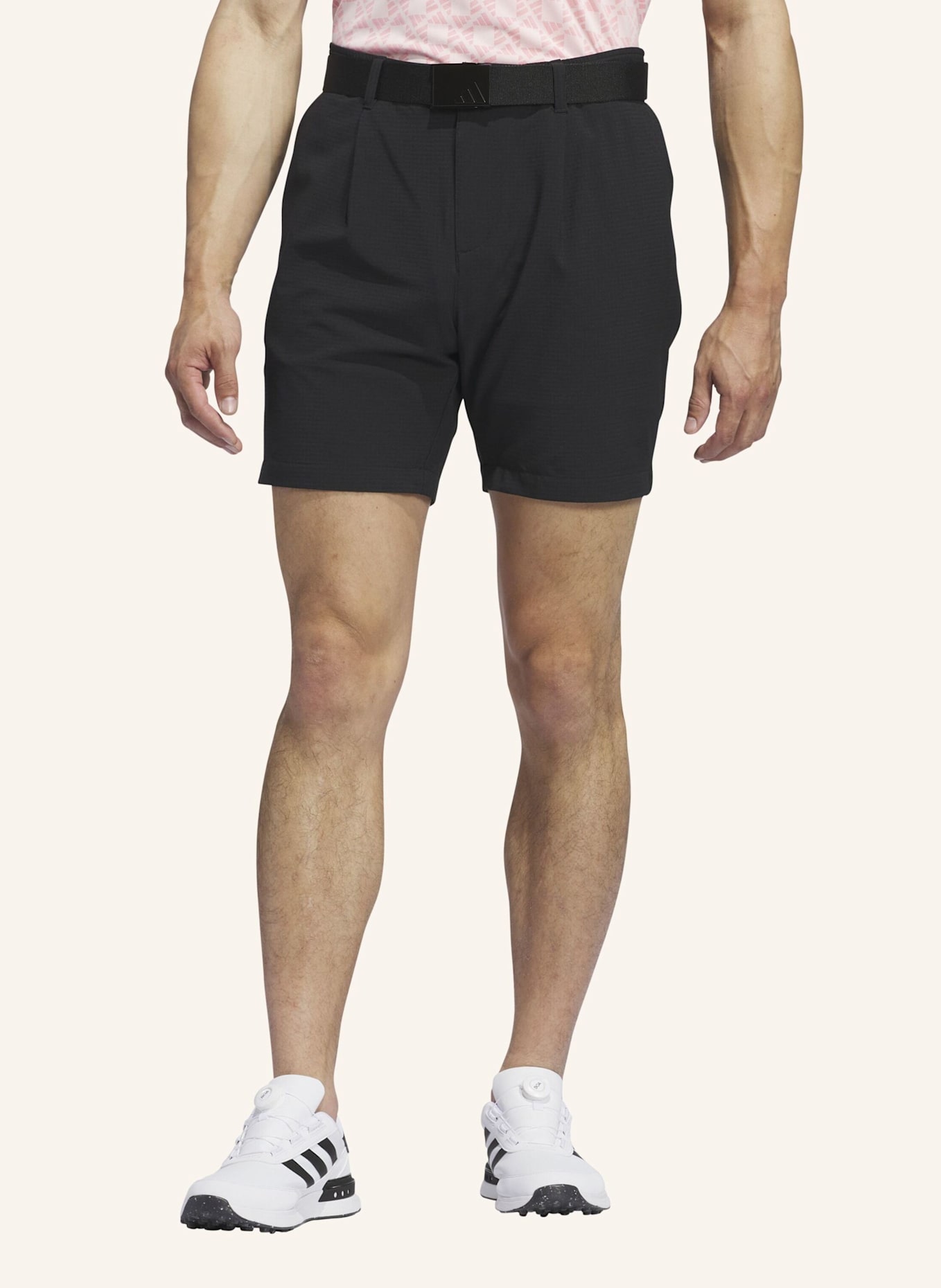 adidas ULTIMATE365 PLEATED GOLFSHORTS: SCHWARZ