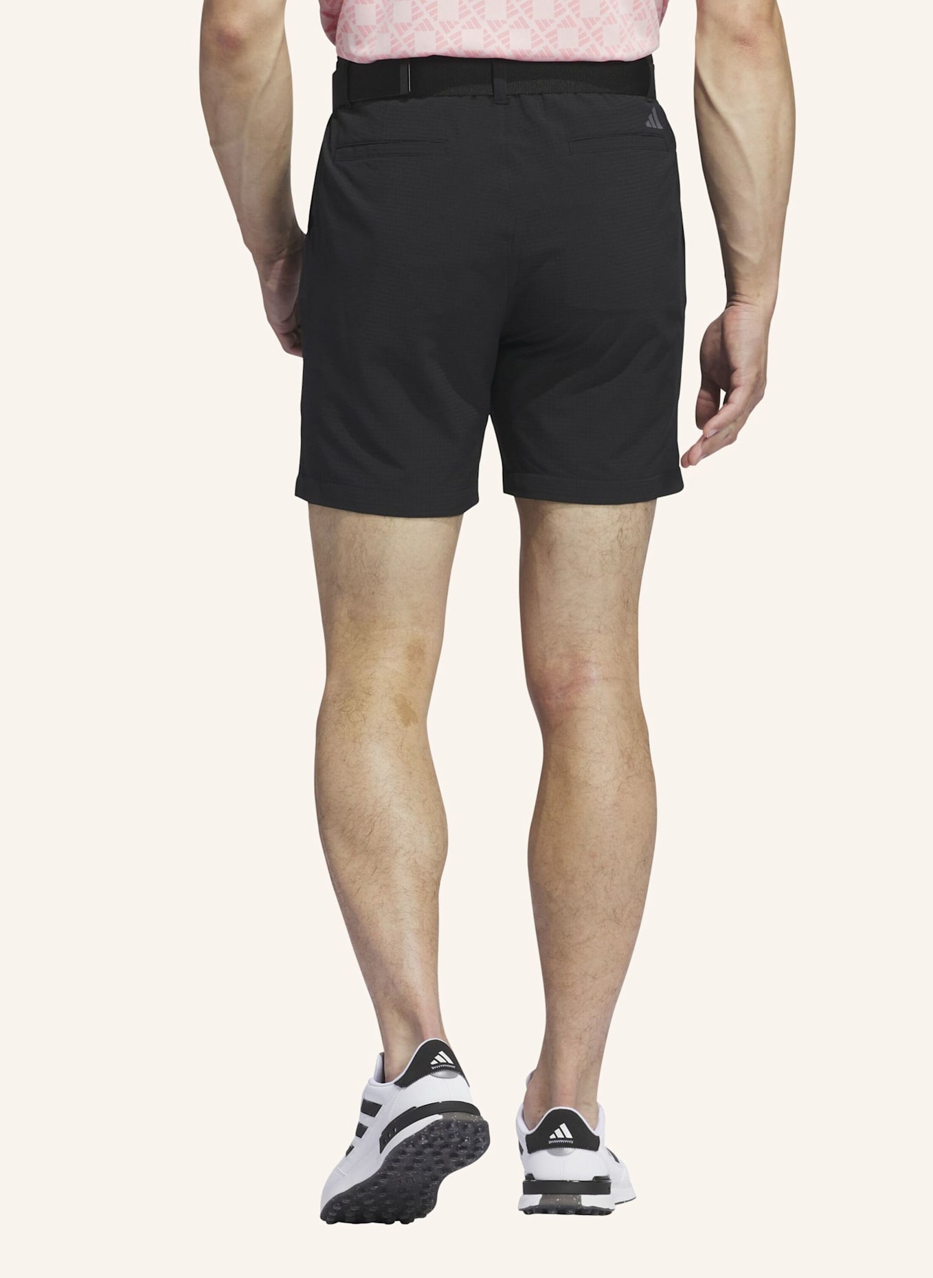 adidas ULTIMATE365 PLEATED GOLFSHORTS: SCHWARZ