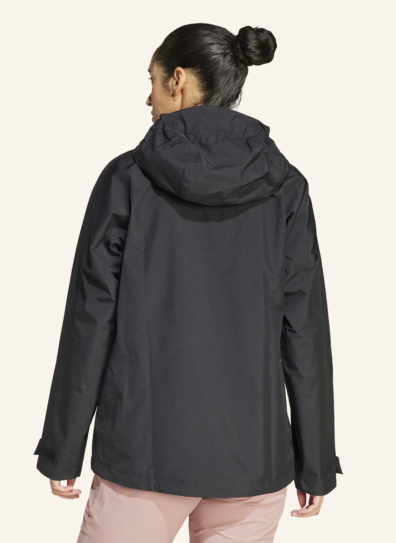 adidas TERREX Funktionsjacke TERREX XPERIOR 2LAYER GORE-TEX PERFORMANCE: SCHWARZ