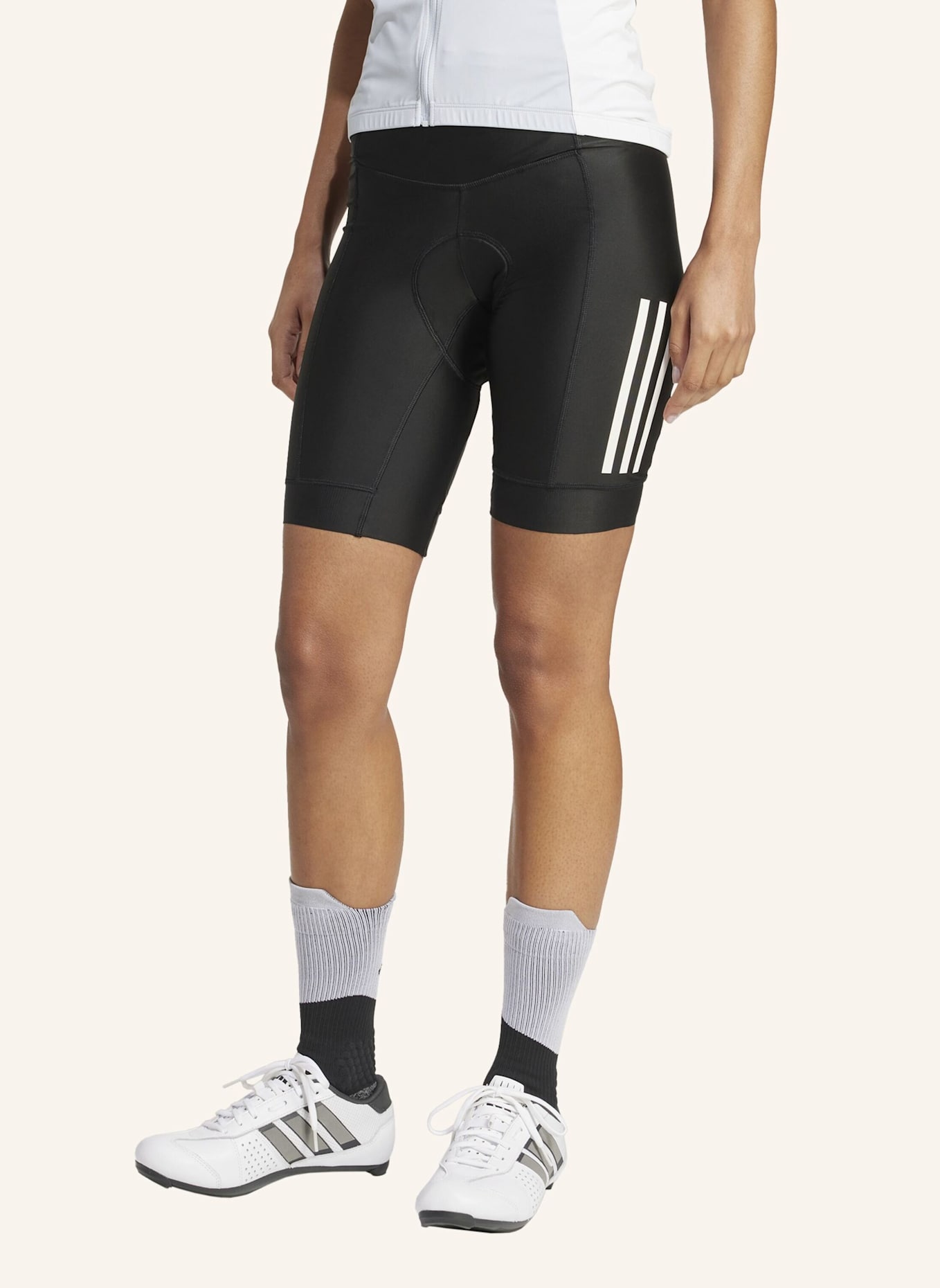 adidas ESSENTIALS 3-STREIFEN PADDED CYCLING SHORTS: SCHWARZ