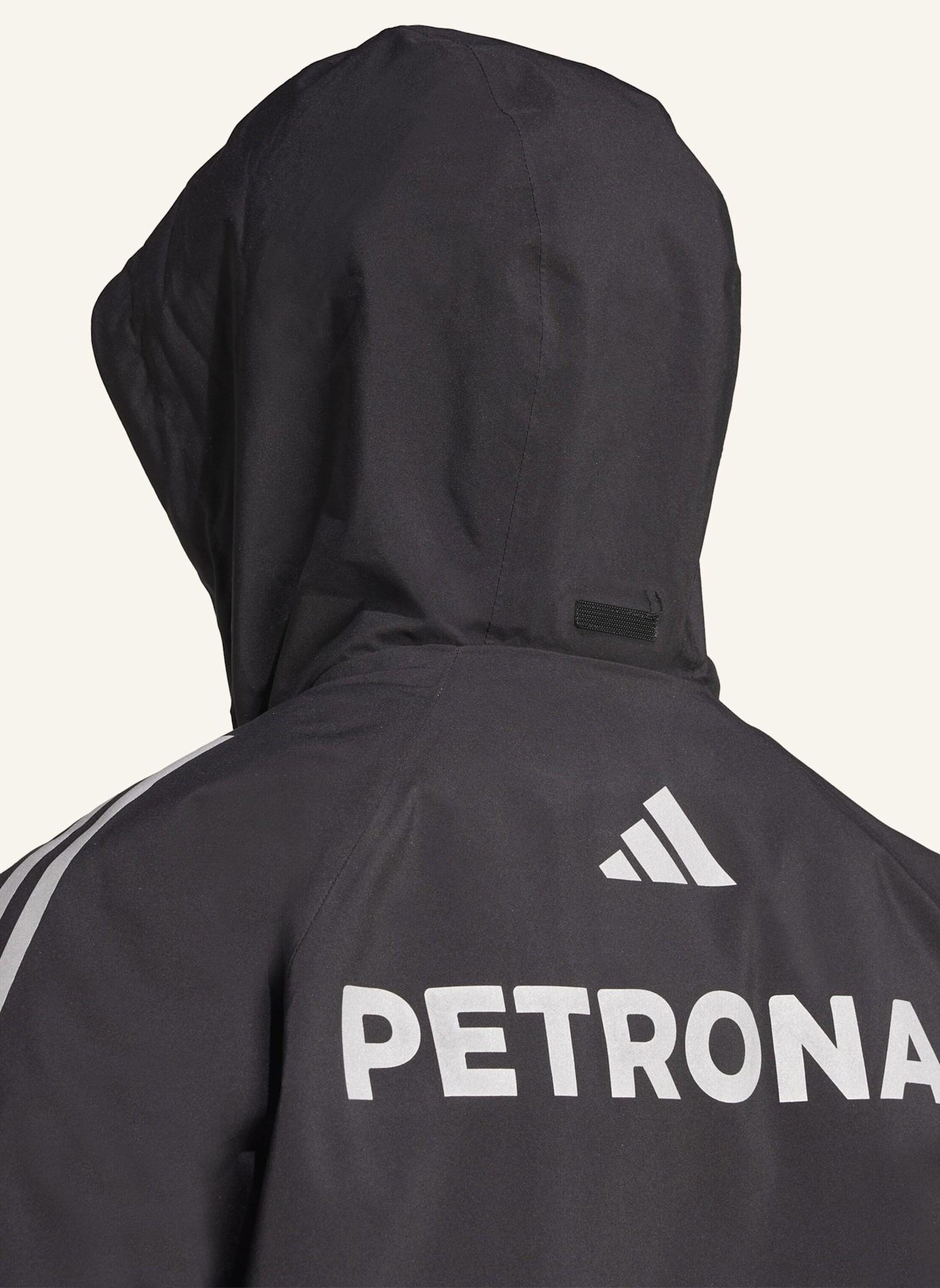 adidas MERCEDES - AMG PETRONAS FORMULA ONE TEAM MECHANICS REGENJACKE: SCHWARZ/ SILBER