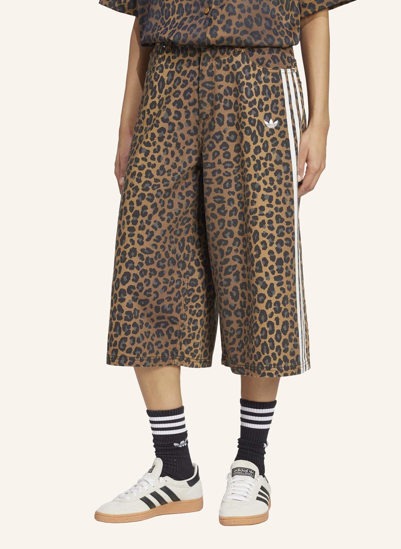 adidas Originals ADIDAS ORIGINALS DENIM BERMUDASHORTS: BRAUN