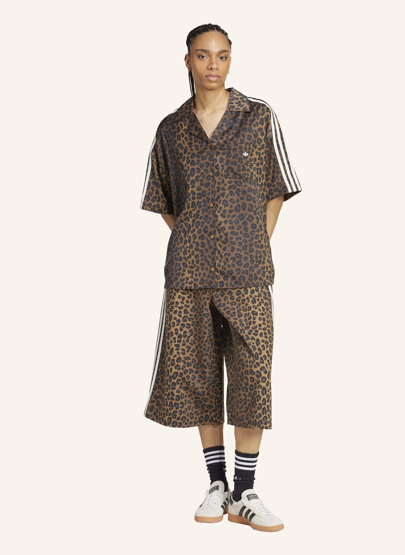 adidas Originals ADIDAS ORIGINALS DENIM BERMUDASHORTS: BRAUN