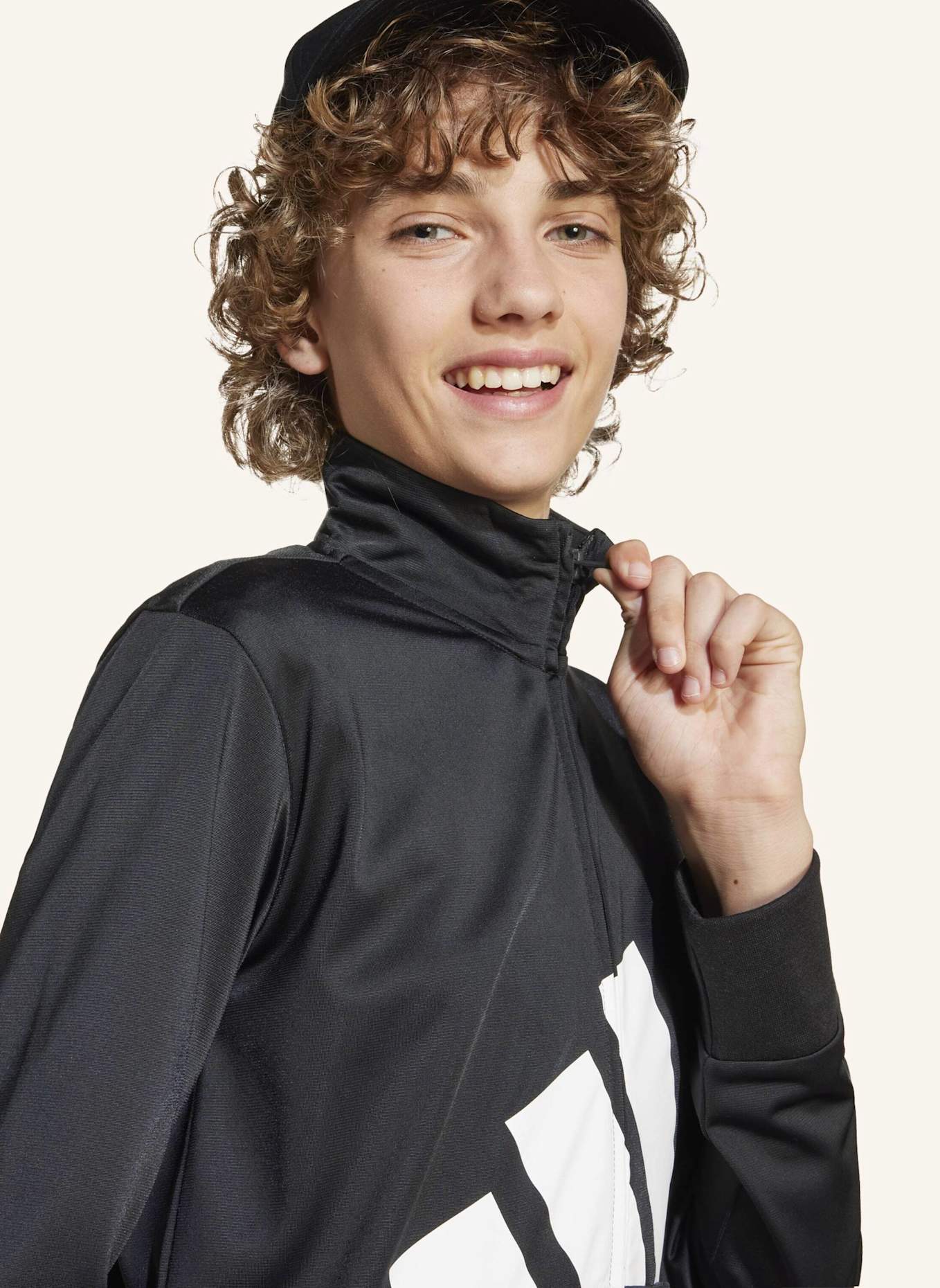 adidas ESSENTIALS CLIMACOOL KIDS TRAININGSANZUG: SCHWARZ/ WEISS