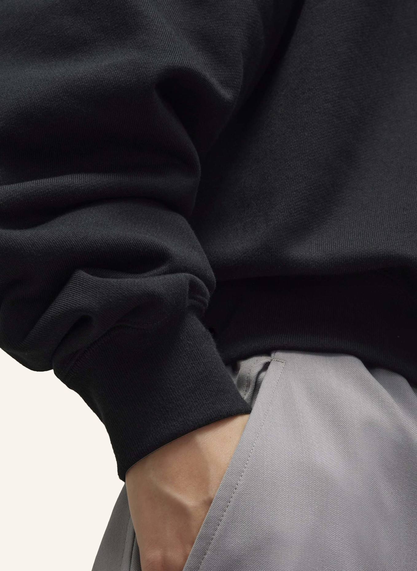 Y-3 Y-3 ANGERAUTES FROTTEE KASTIGE KAPUZENJACKE: SCHWARZ