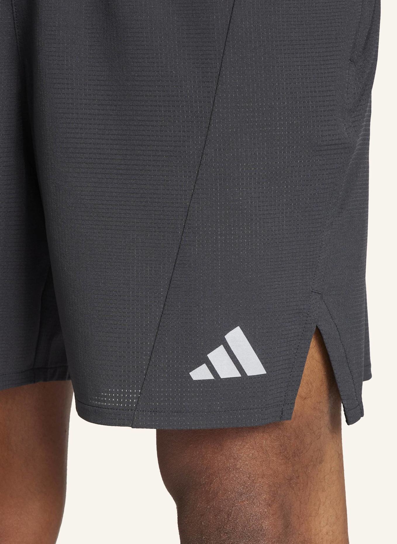 adidas DESIGNED FOR TRAINING HIIT WORKOUT HEAT.RDY SHORTS: SCHWARZ