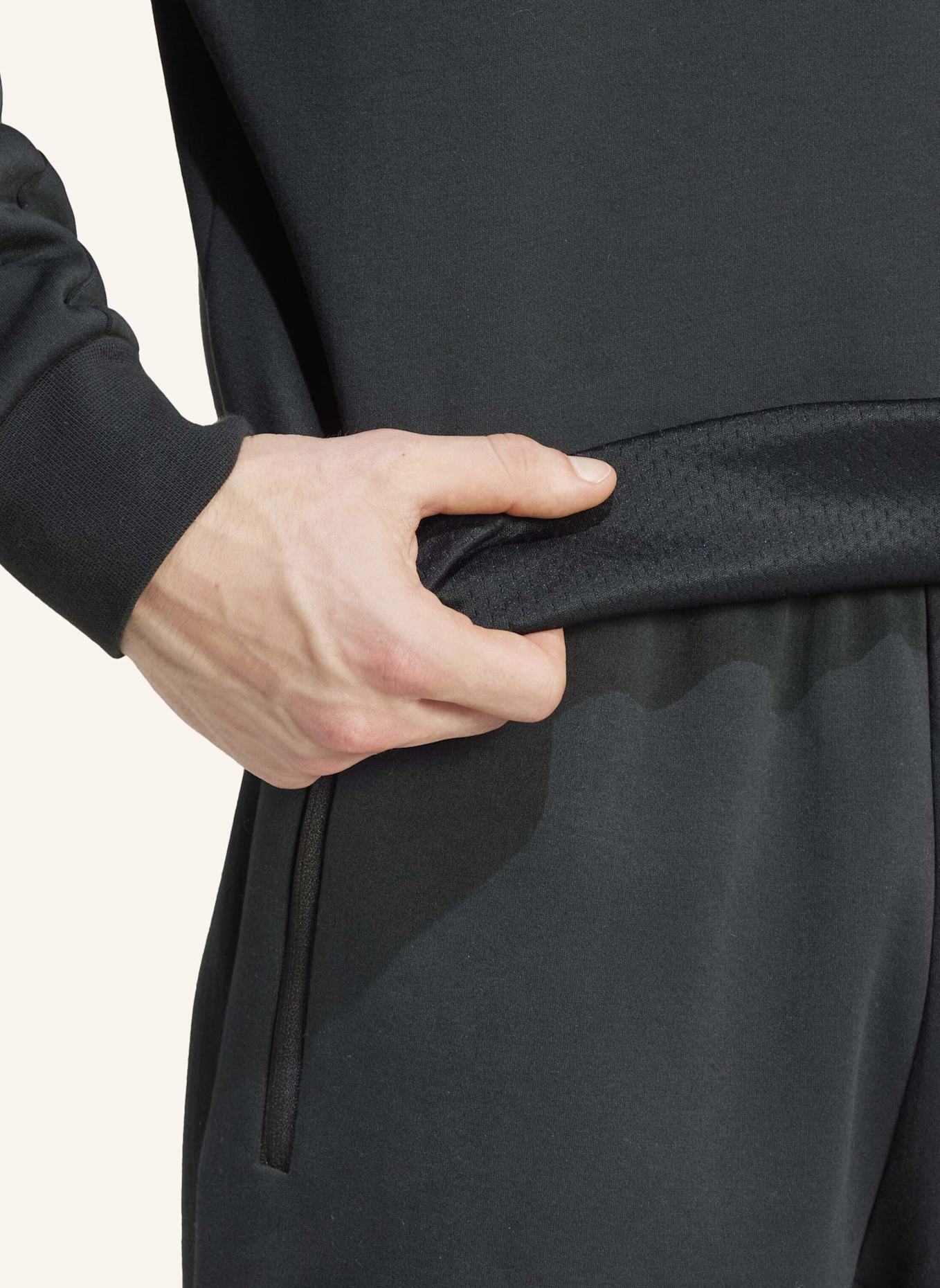 adidas NEW ADIDAS Z.N.E. SWEATSHIRT: SCHWARZ