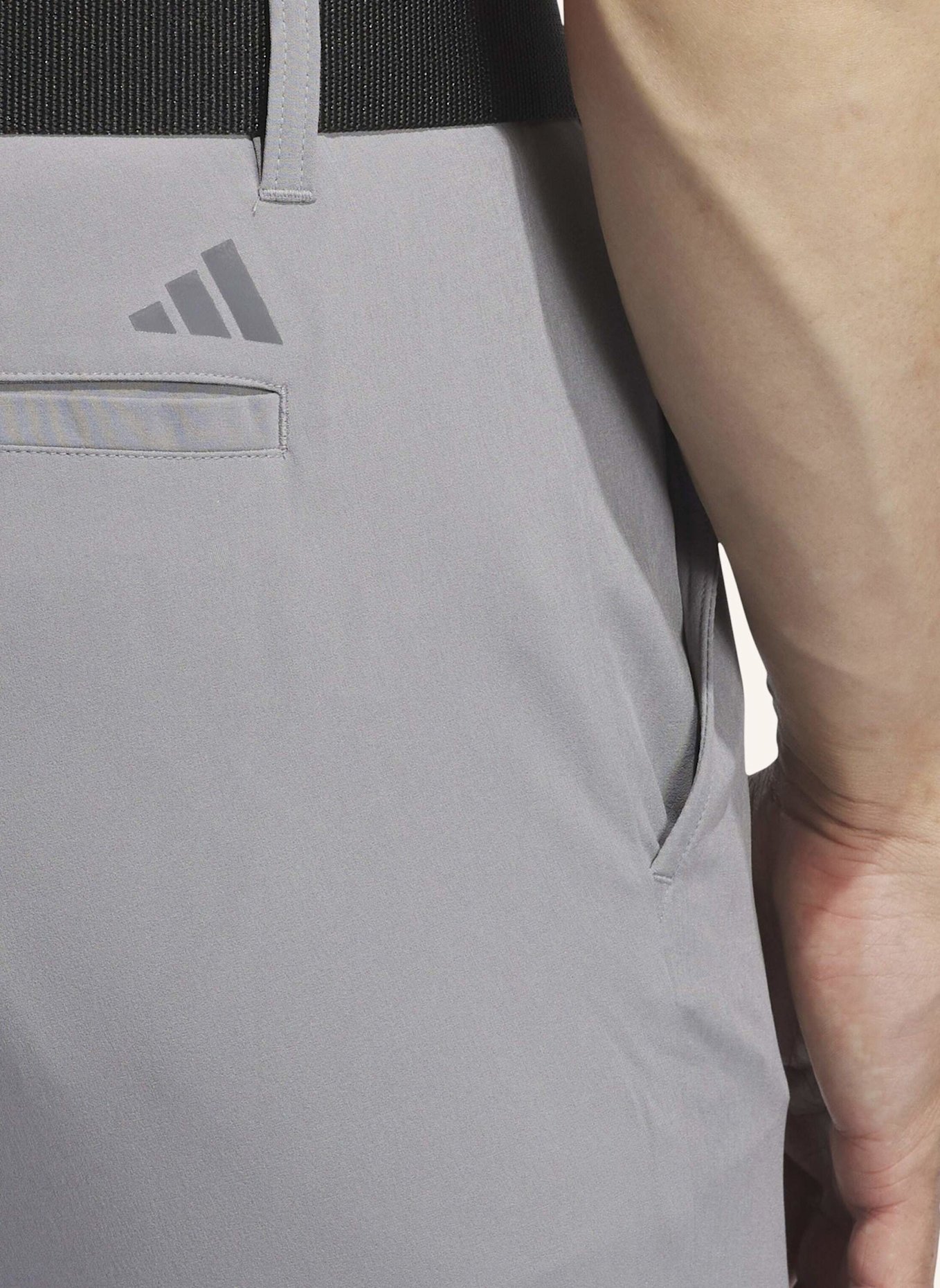 adidas ULTIMATE365 TAPERED GOLFHOSE: GRAU