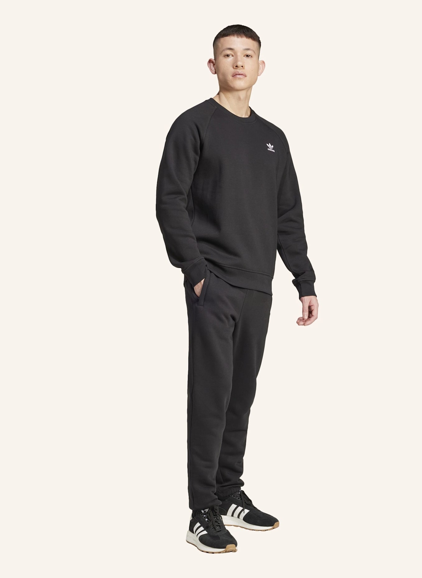 adidas Originals TREFOIL ESSENTIALS SWEATSHIRT: SCHWARZ
