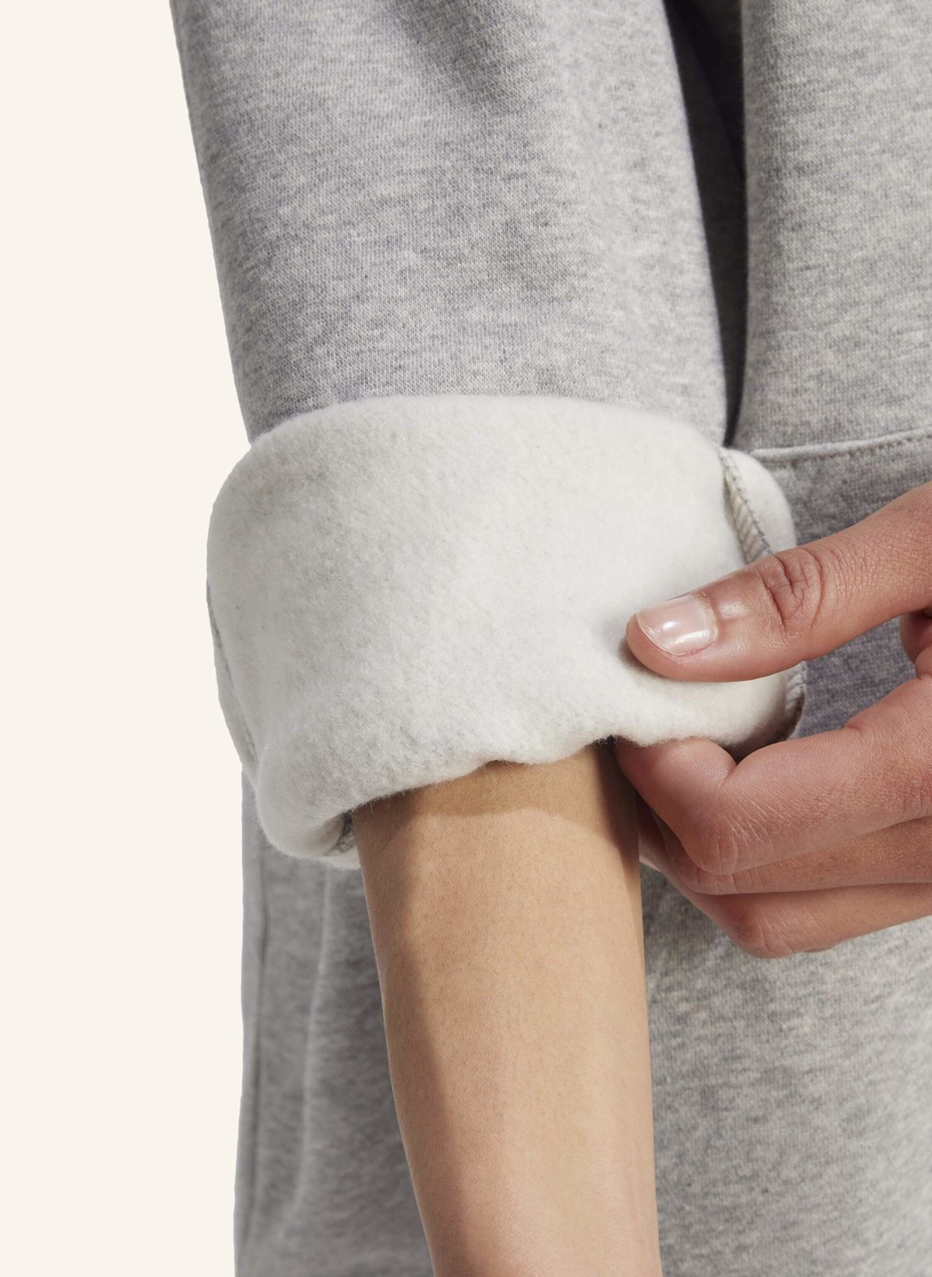 adidas Originals ESSENTIALS OVERSIZED HOODIE: GRAU