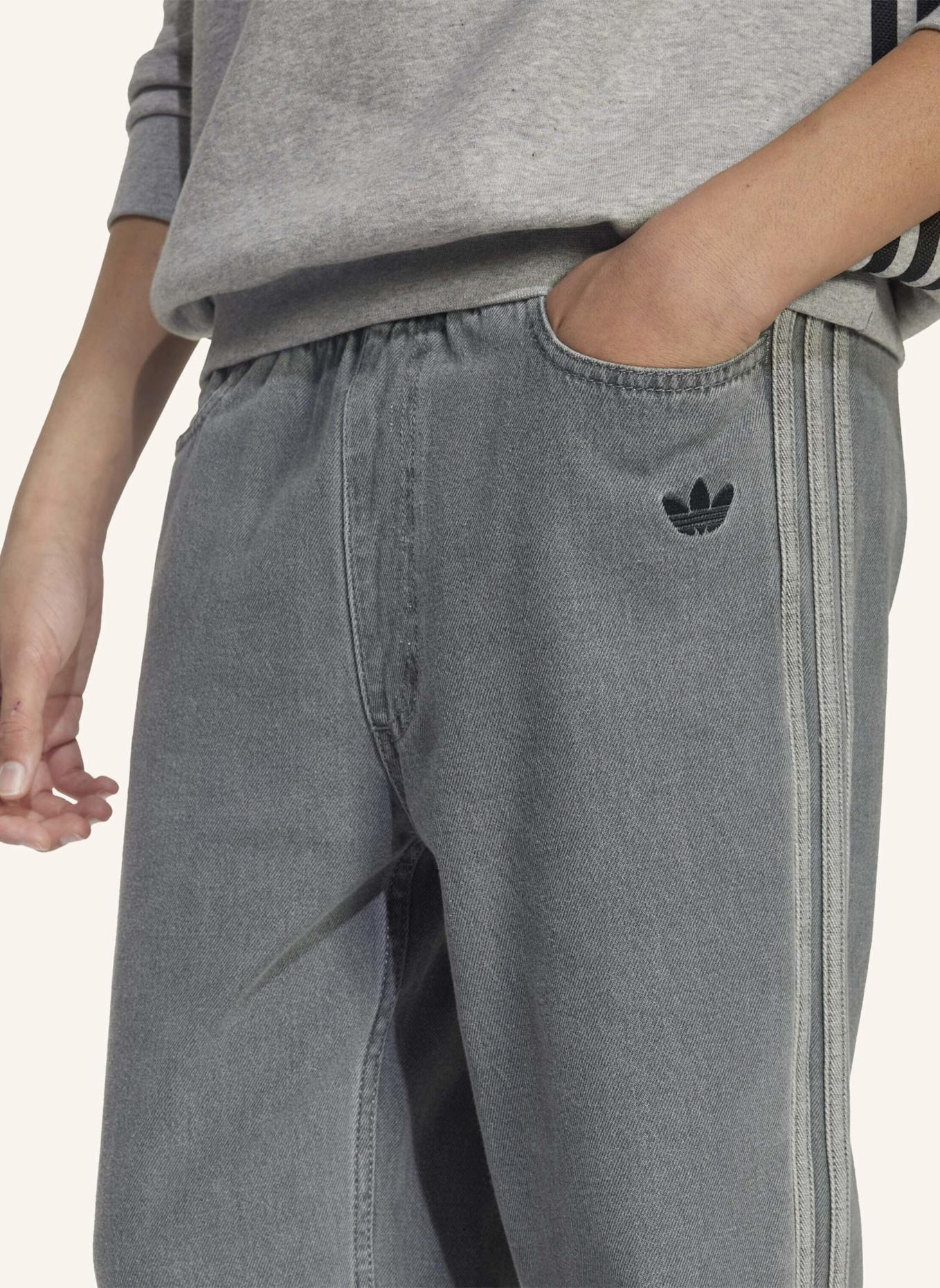 adidas Originals DENIM-HOSE: GRAU